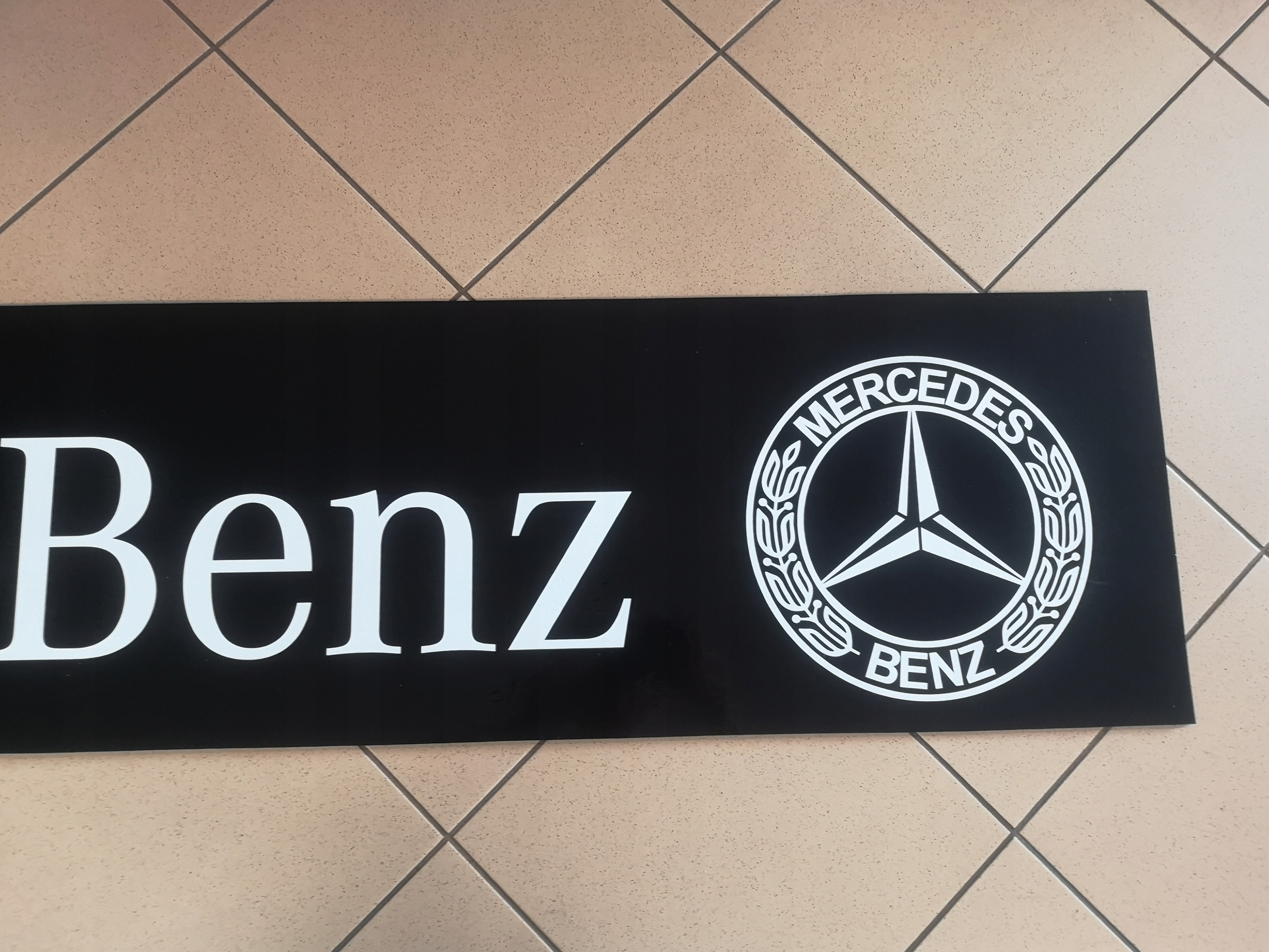 D4b4b75746098e975558629fa2fc