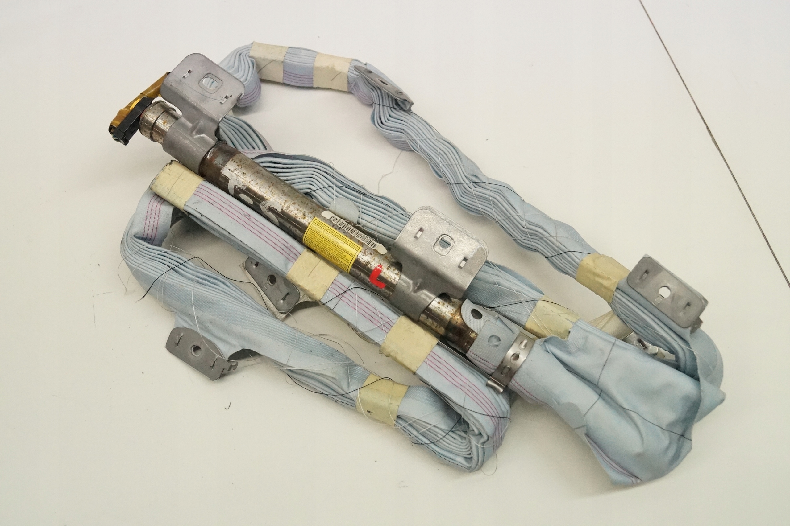 Daihatsu TERIOS II пиропатрон воздушная левый оригинал