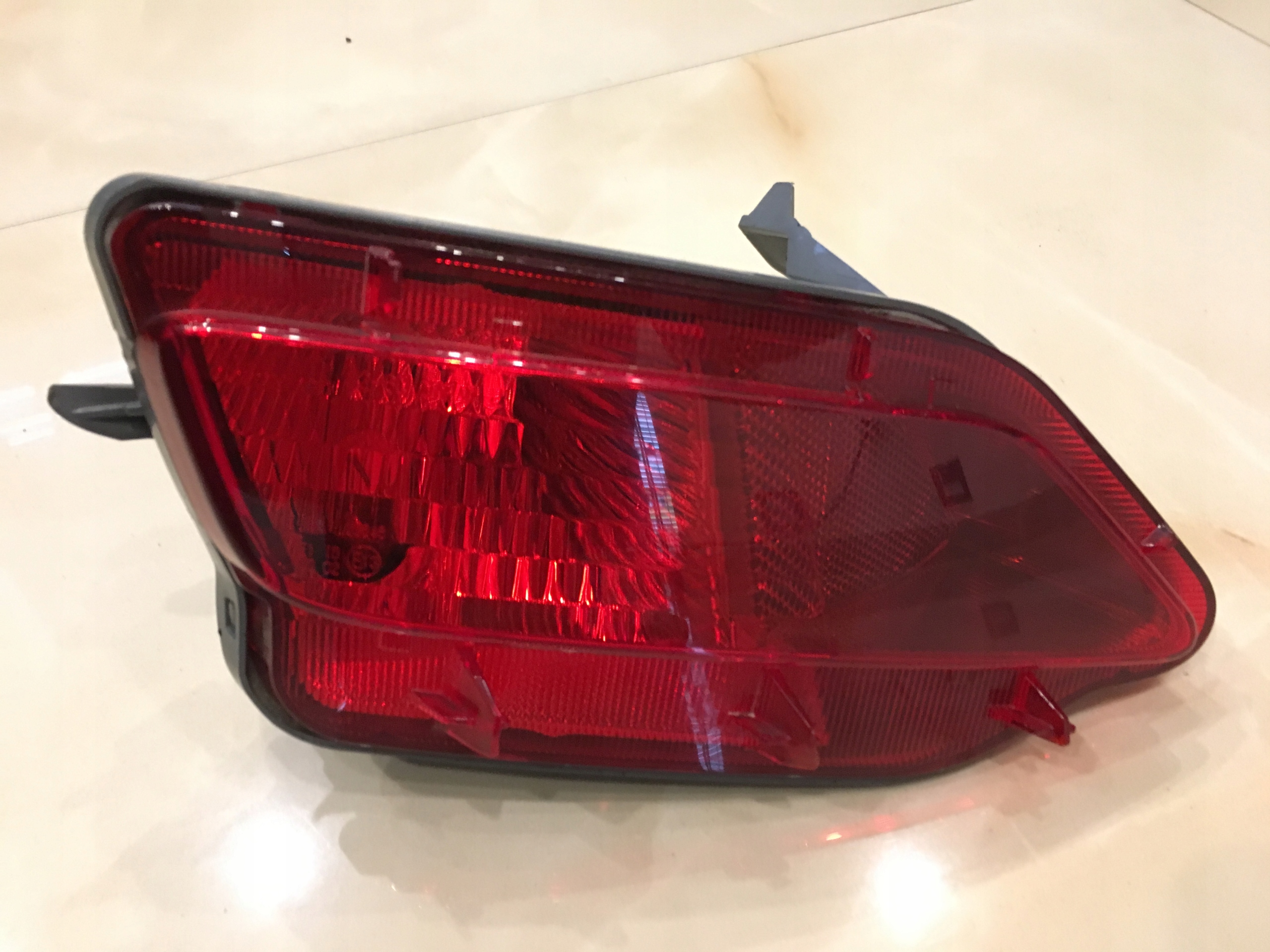 TOYOTA RAV 4 2012-2015 ПРОТИВОТУМАННАЯ ФАРА ЛЕВАЯ ЗАДНЯЯ