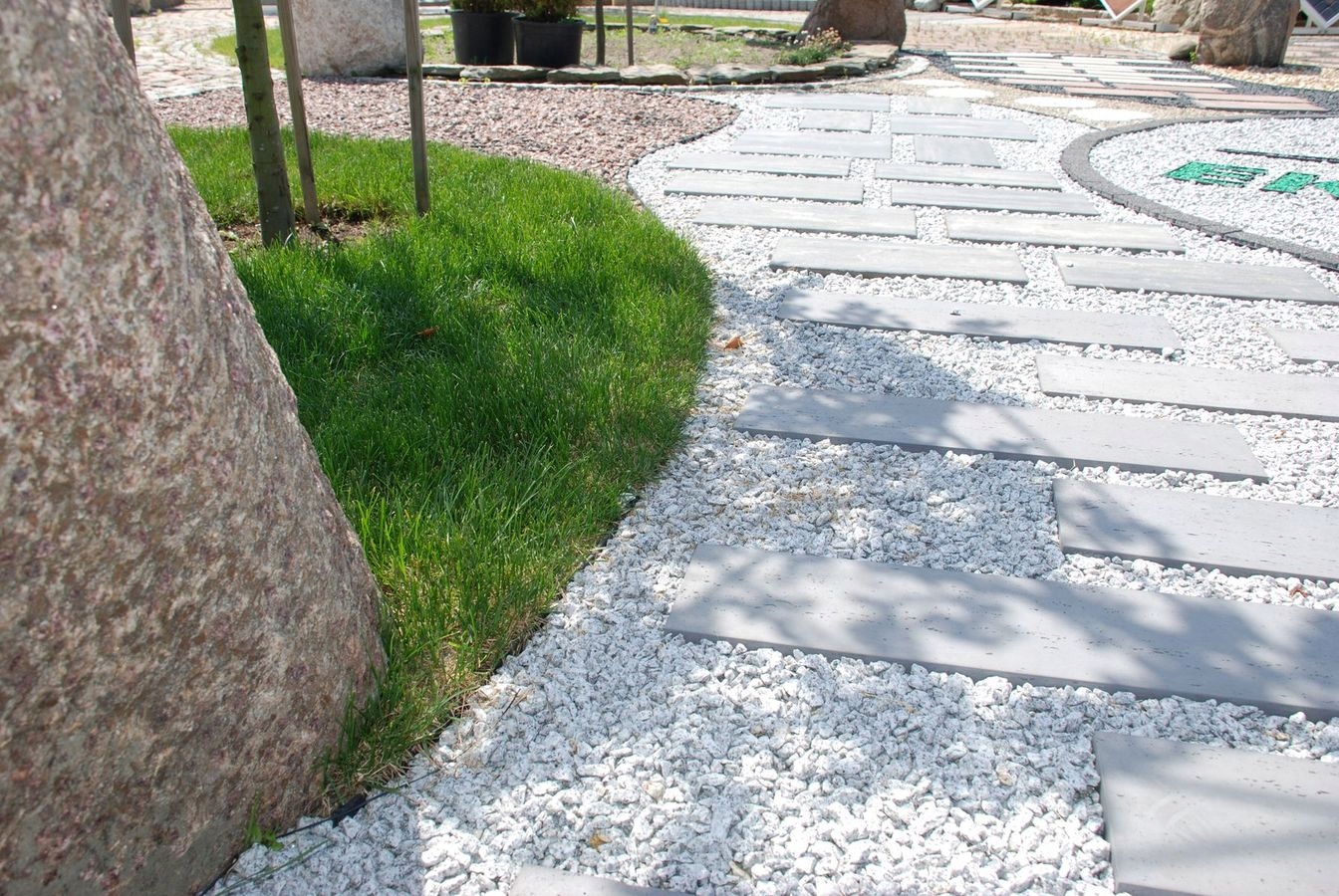 ZESTAW 3 szt. ORYGINALNYCH KOTEW EKO-BORD kotwy Obrzeża trawnikowe Wysokość produktu 25 cm