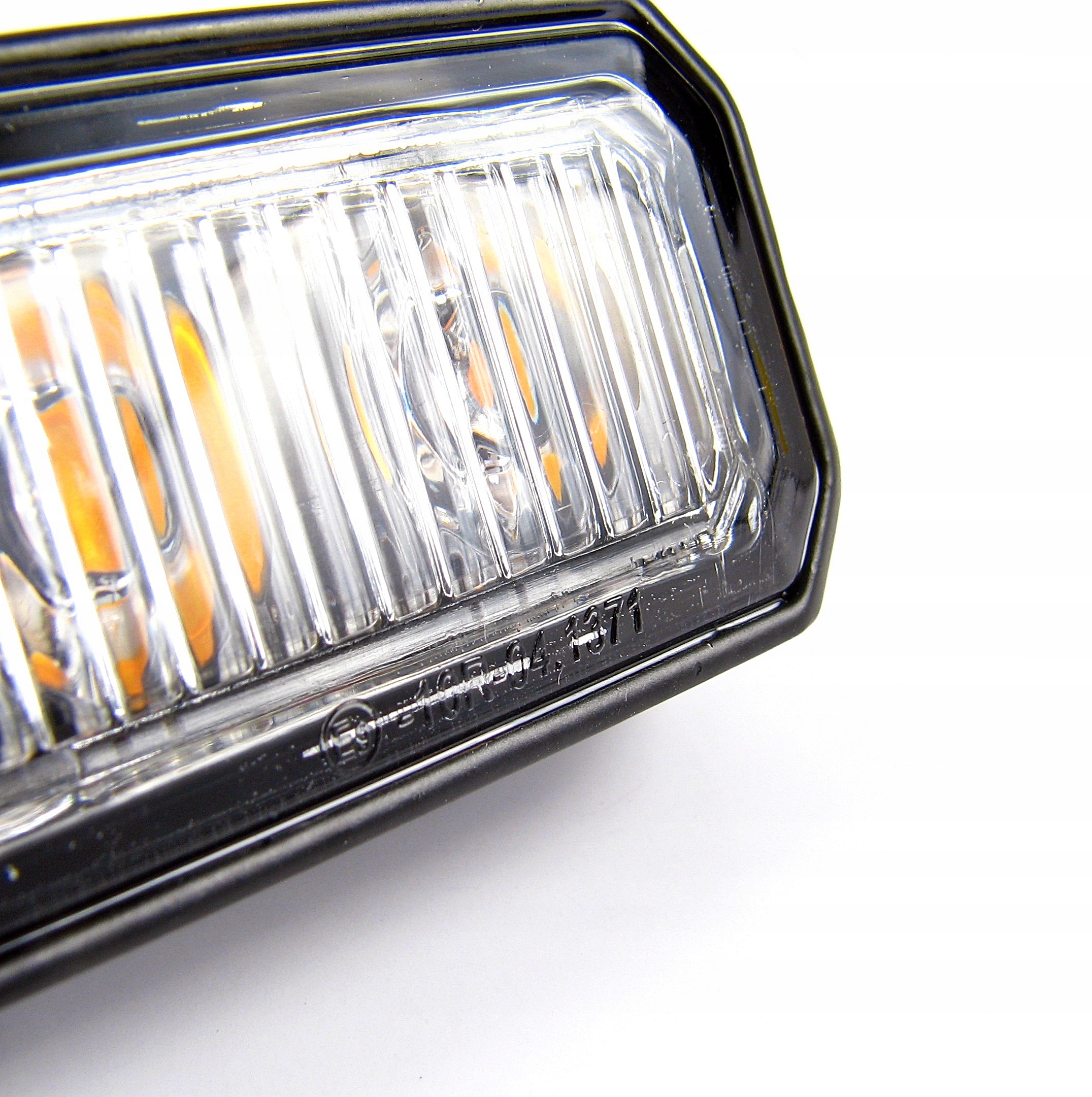 LAMPA 6 LED OSTRZEGAWCZA x4 STROBOSKOP POMOC LAWET Part number lw0032