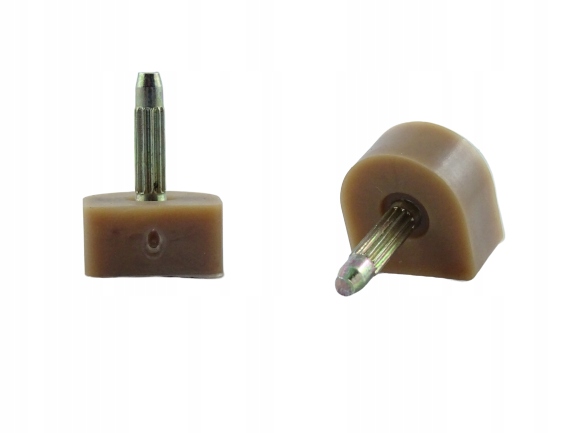 Fleki do butów z metalowym bolcem beżowe 15x15 mm