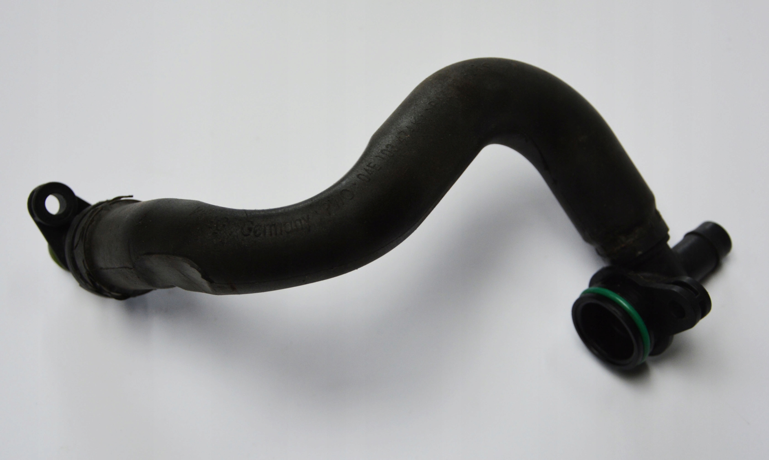 04E103474 SKODA VW GOLF 7 RURA ODPOWIETRZAJĄCA