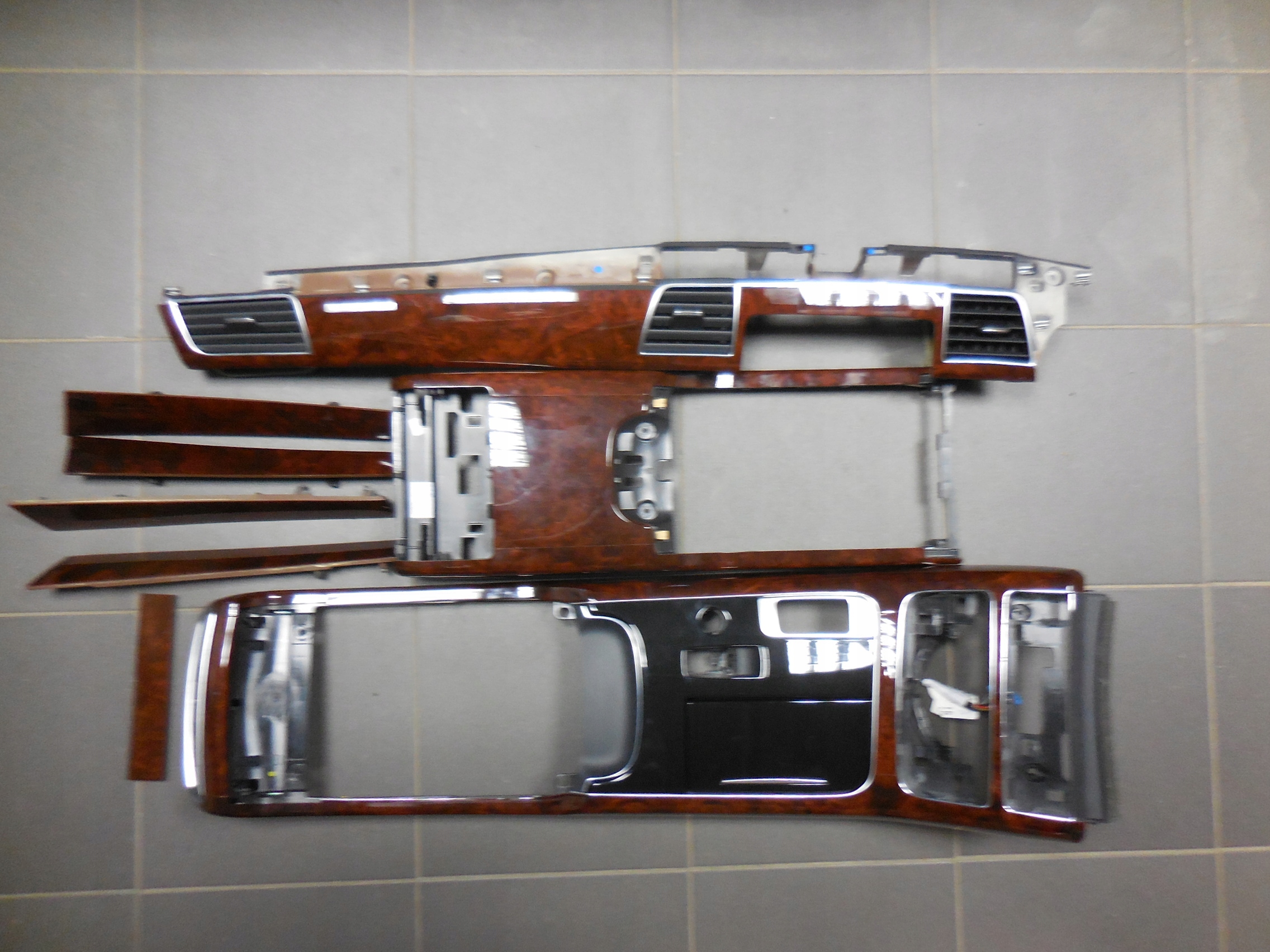 AUDI A8 D4 long декоративні молдинги