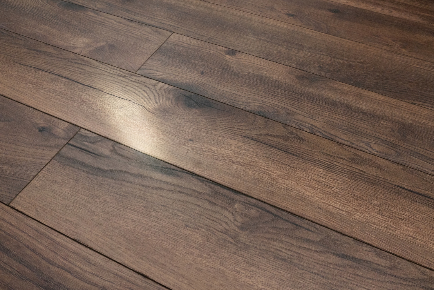 PANELE PODŁOGOWE AQUA AMAZONE AC5 10MM V4-FUGA Kolekcja AMAZONE