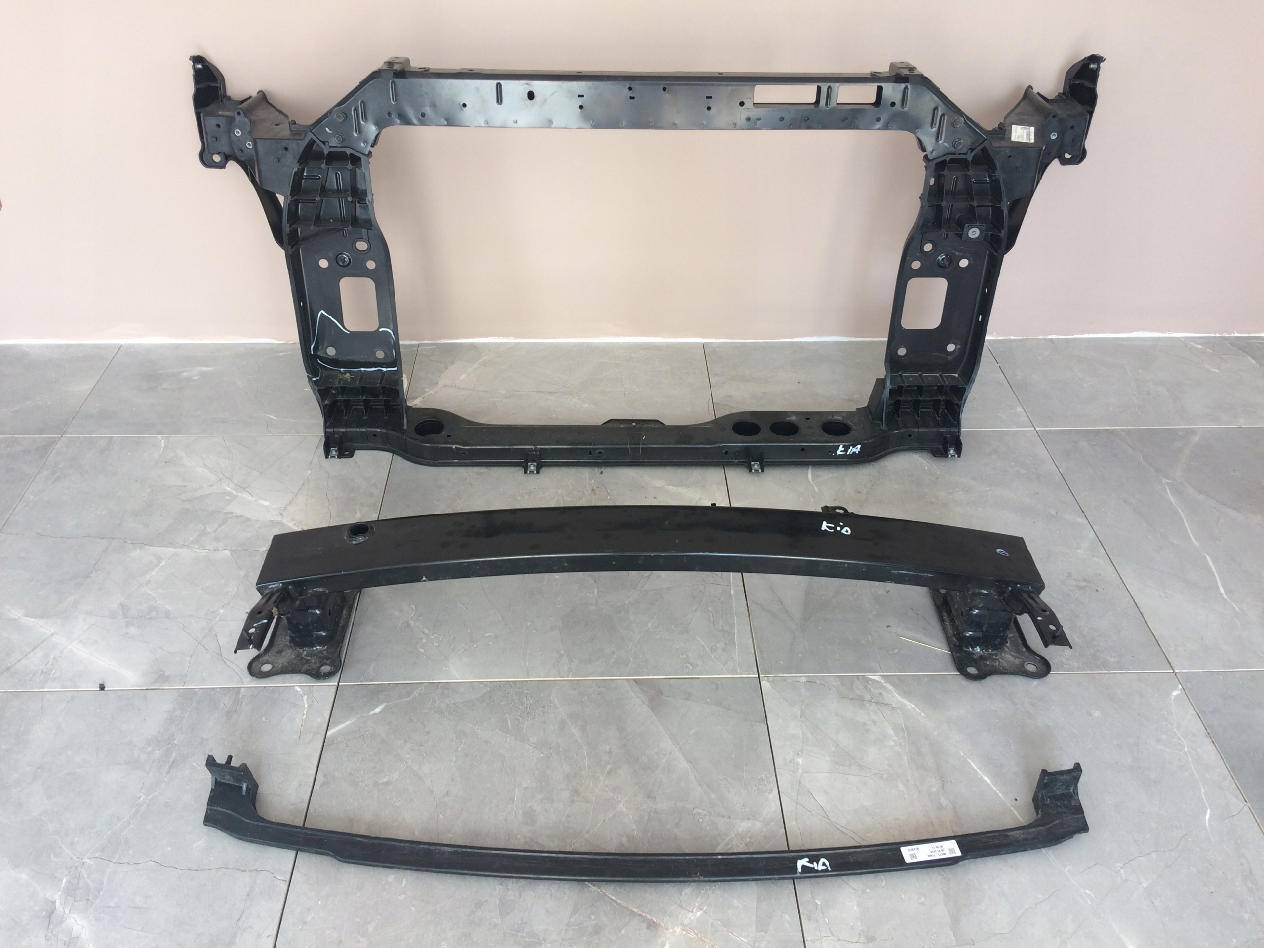 PAS PRZEDNI BELKA WSPORNIK KIA SPORTAGE QL 16- EU