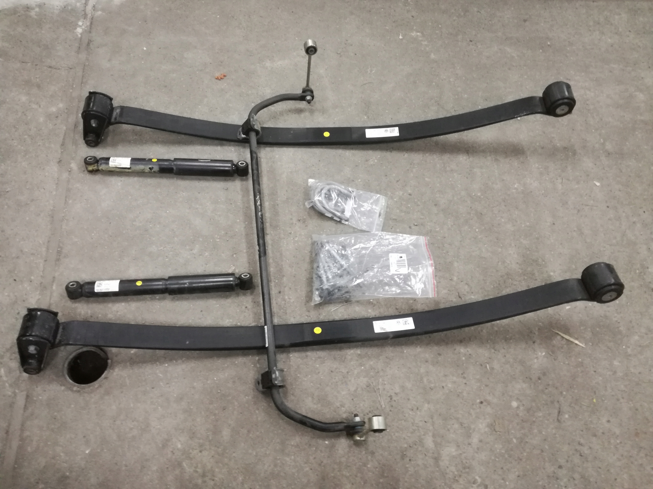 2N0511151R - Рессоры перо амортизаторы CRAFTER II 2016-