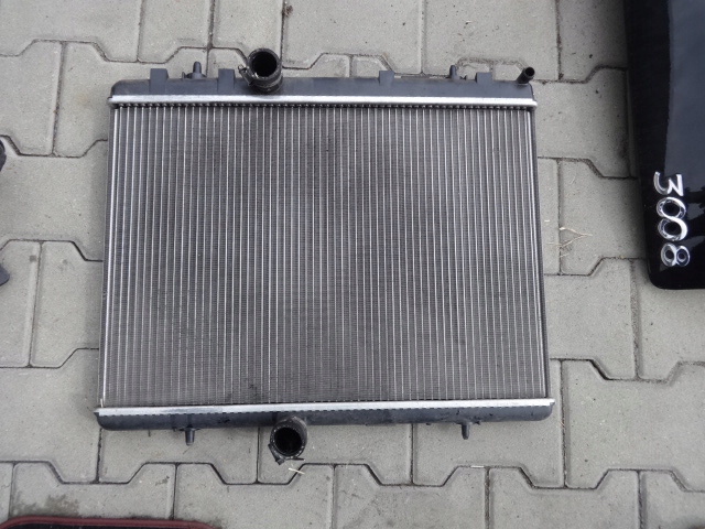 PEUGEOT 3008 09r- 1.6 VTI CHŁODNICA WODY