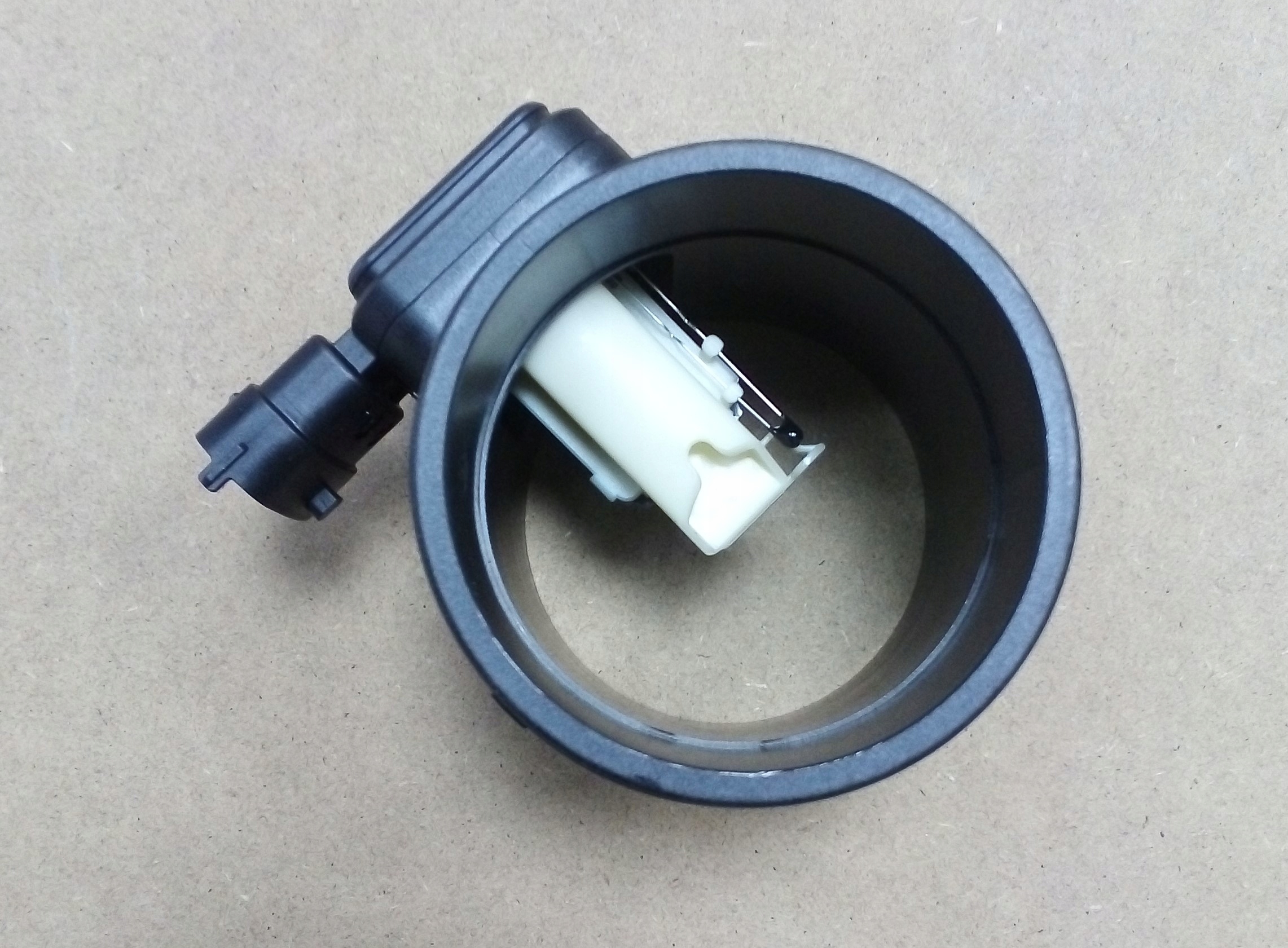 ORYGINAL FIAT PRZEPLYWOMIERZ POWIETRZA 55353813 Part number 55353813