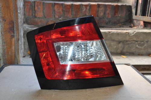 SKODA FABIA III HB LEWA ORYGINAŁ 6V6 945 095