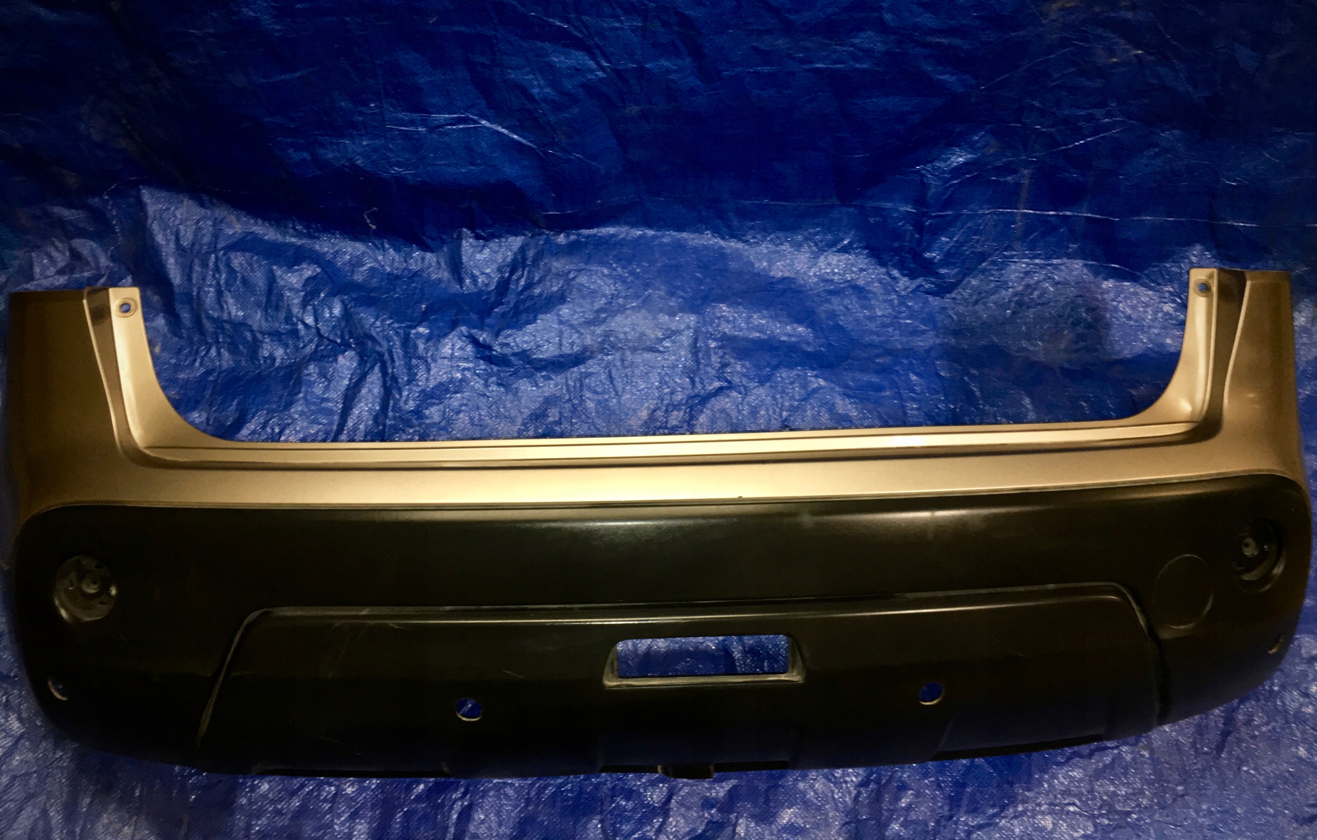 NISSAN QASHQAI J10 07-10 БАМПЕР ЗАДНИЙ ЗАД.