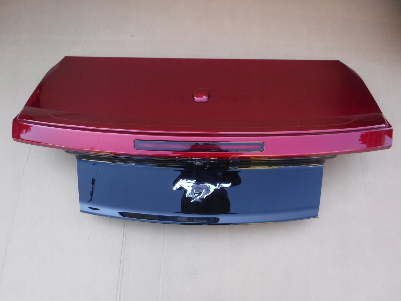 Klapa tylna FORD MUSTANG VI CABRIO KOLOR RR