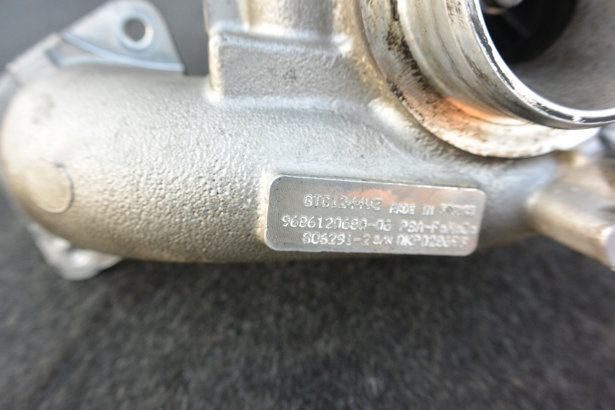 TURBOSPREZARKA FOMOCO VOLVO 1 6D S60 V60 II LIFT Car type Passenger cars