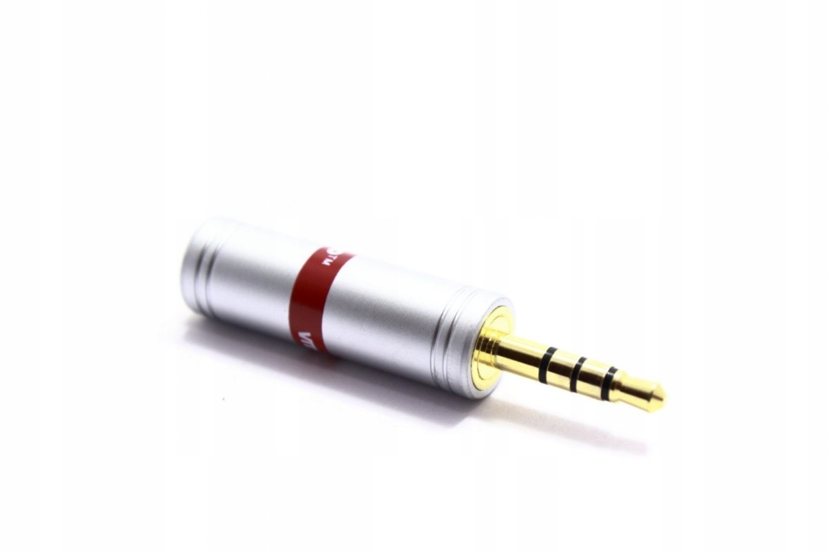 

Adapter Aux Wtyk Jack 3,5 4-POL Gniazdo 3,5 JP620