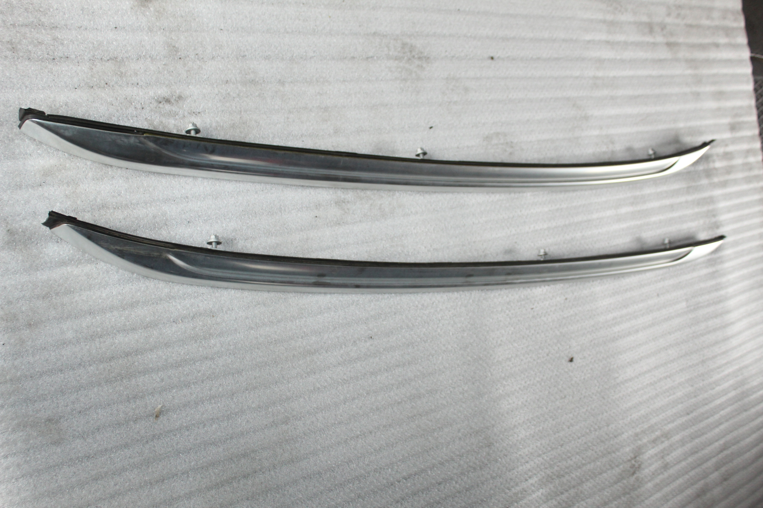 5 BMW E84 X1 рейлинги на крыше хром серебристый