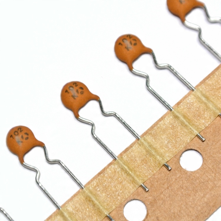 

1000pF 50V 10% ceramiczny Tdk 5mm [20szt] #RR30