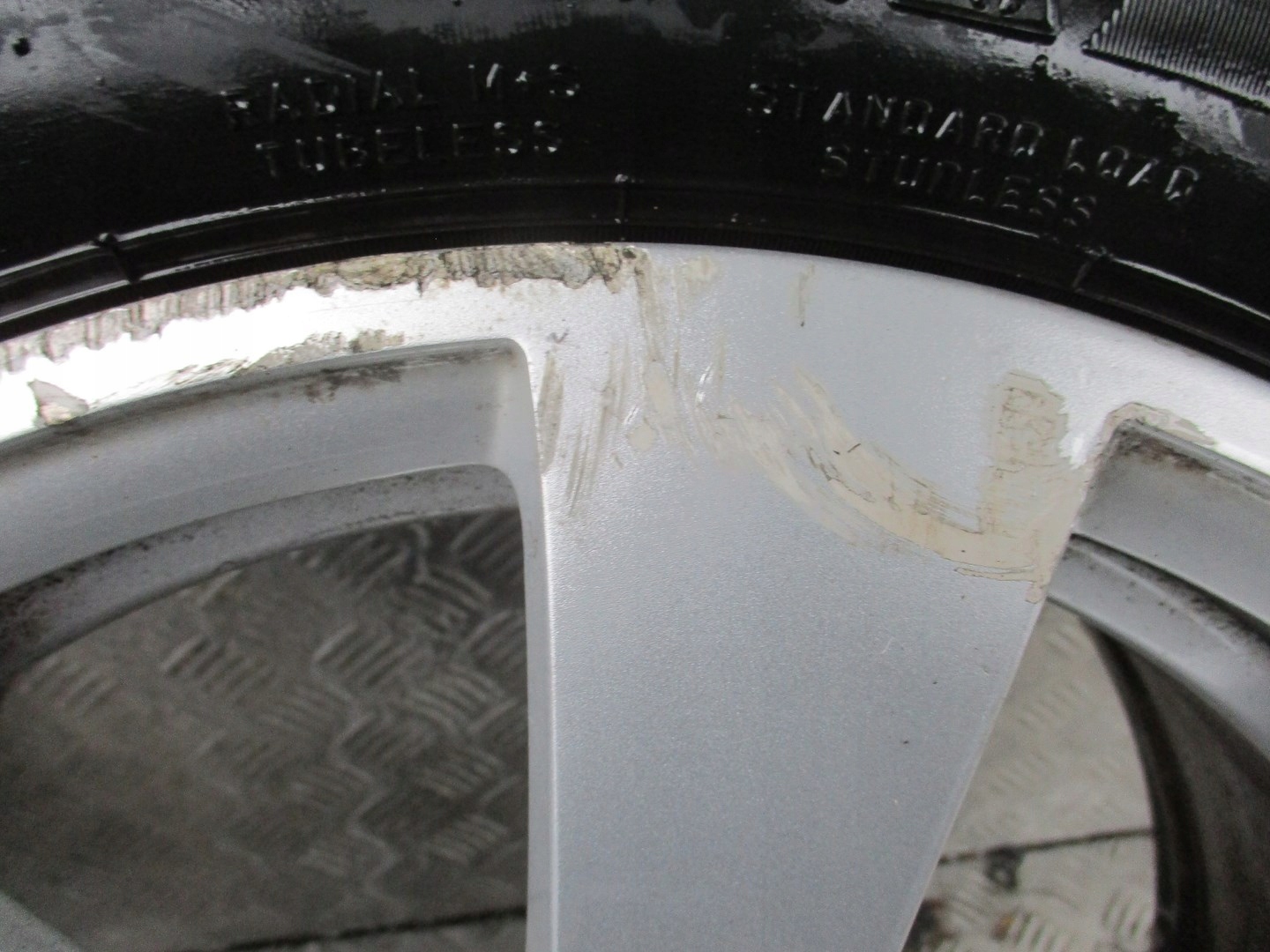 Koła Felgi Opony Mercedes C klasa 204 R16 Rozstaw śrub inny