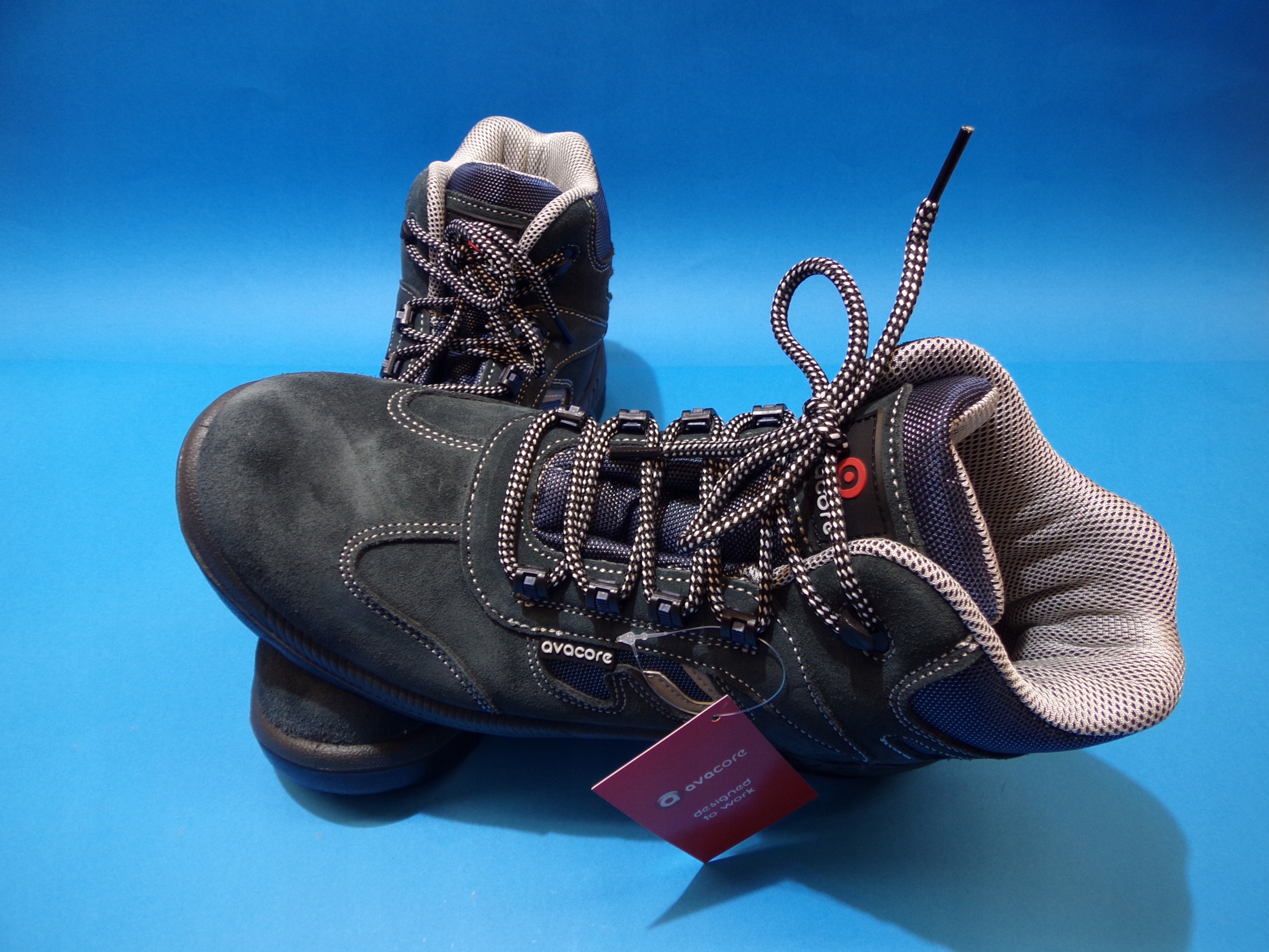 BUTY ROBOCZE TRZEWIKI OCHRONNE R 45 WZMOCNIONE PRAMA S1 OBUWIE Z PODNOSKIEM Informacje o bezpieczeństwie CE