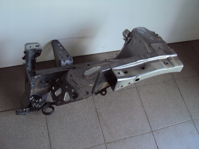 ĆWIARTKA PODŁUŻNICA LEWA RENAULT TALISMAN Typ samochodu Samochody osobowe