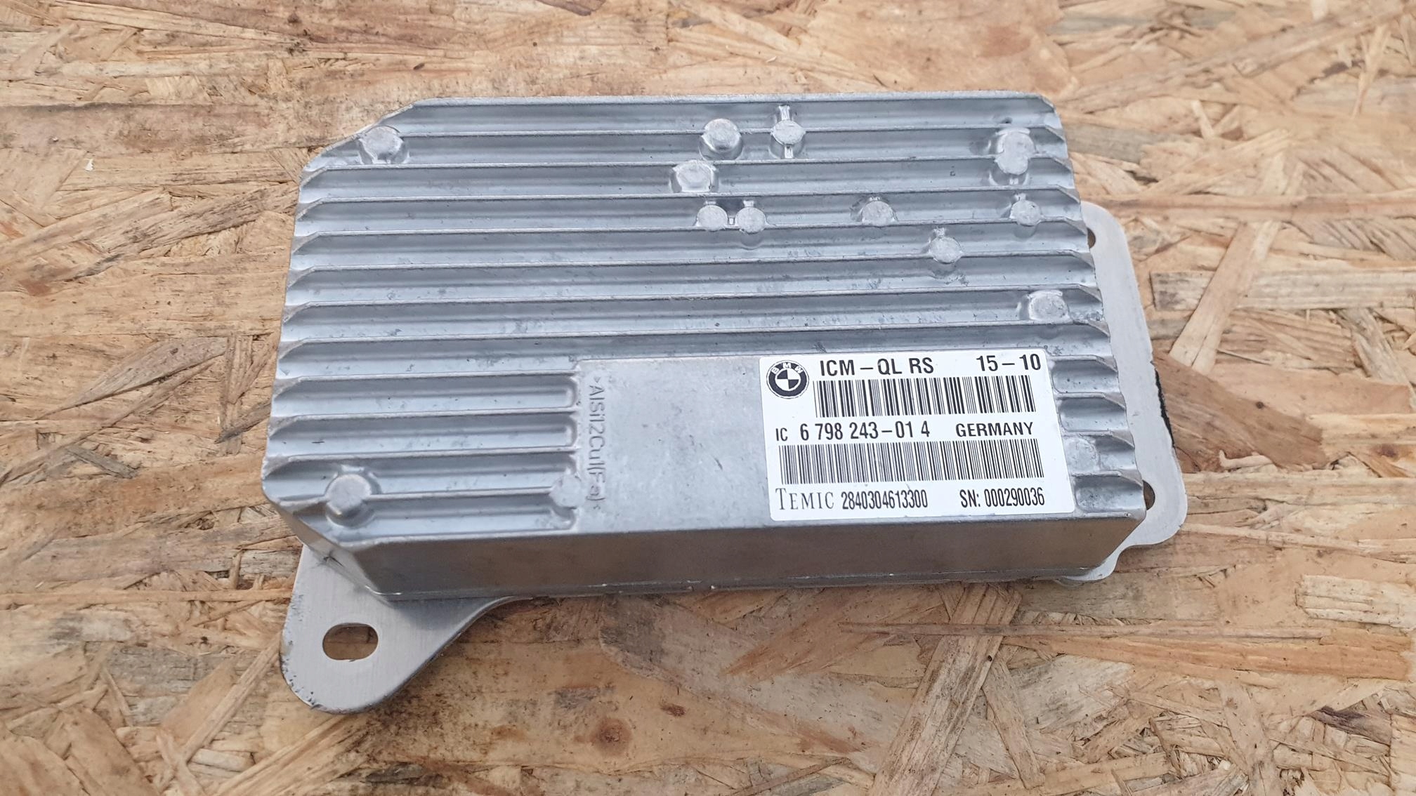 BMW F10 F11 Moduł sterownik ICM 6798243