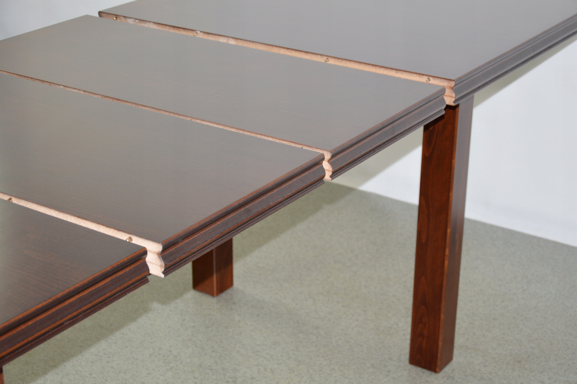 KOMPLET do JADALNI 4 krzesła i stół rozsuwany Wysokość siedziska 48 cm