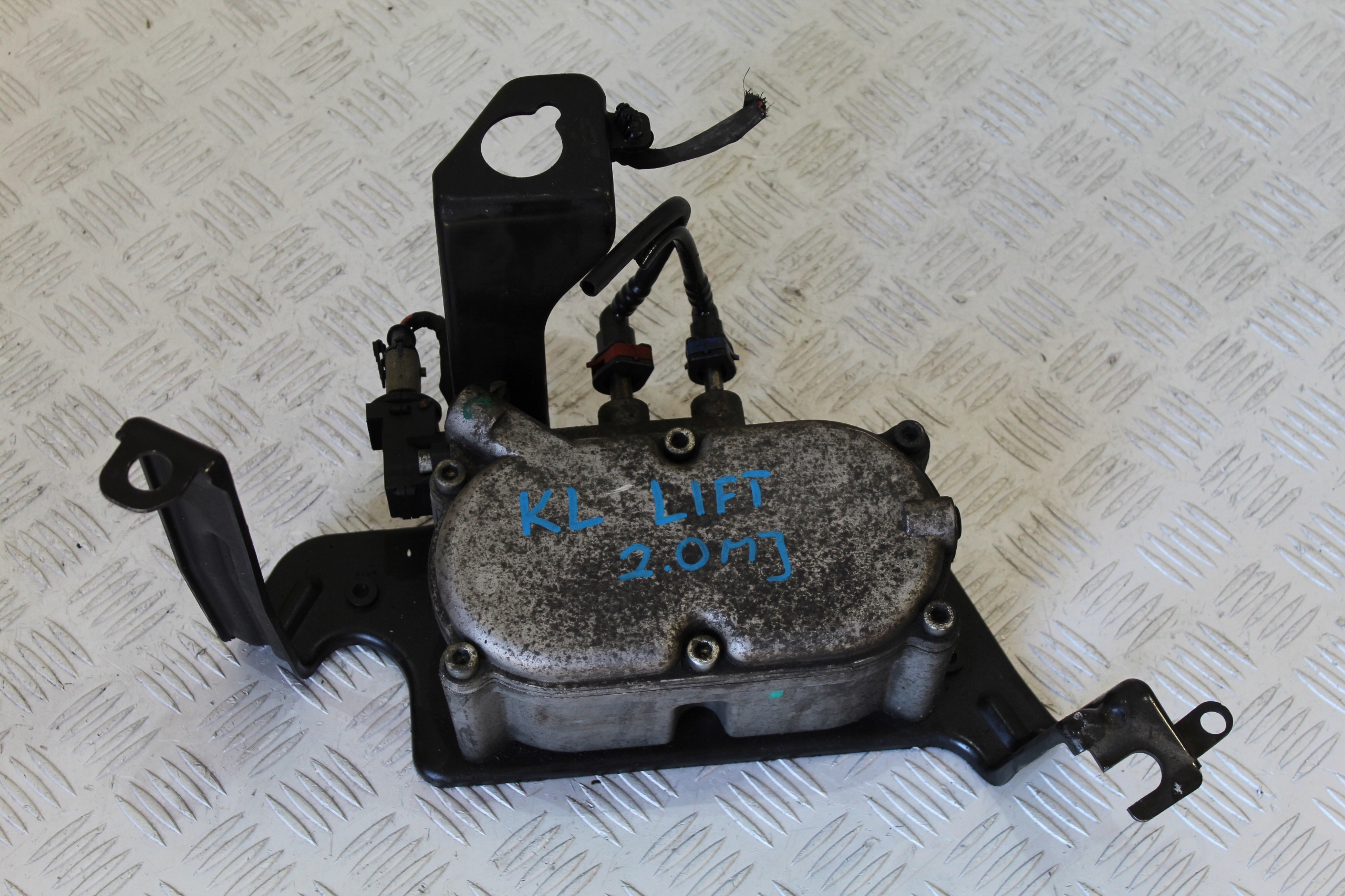 КОРПУС ПАЛИВНОГО ФІЛЬТРА JEEP CHEROKEE KL LIFT