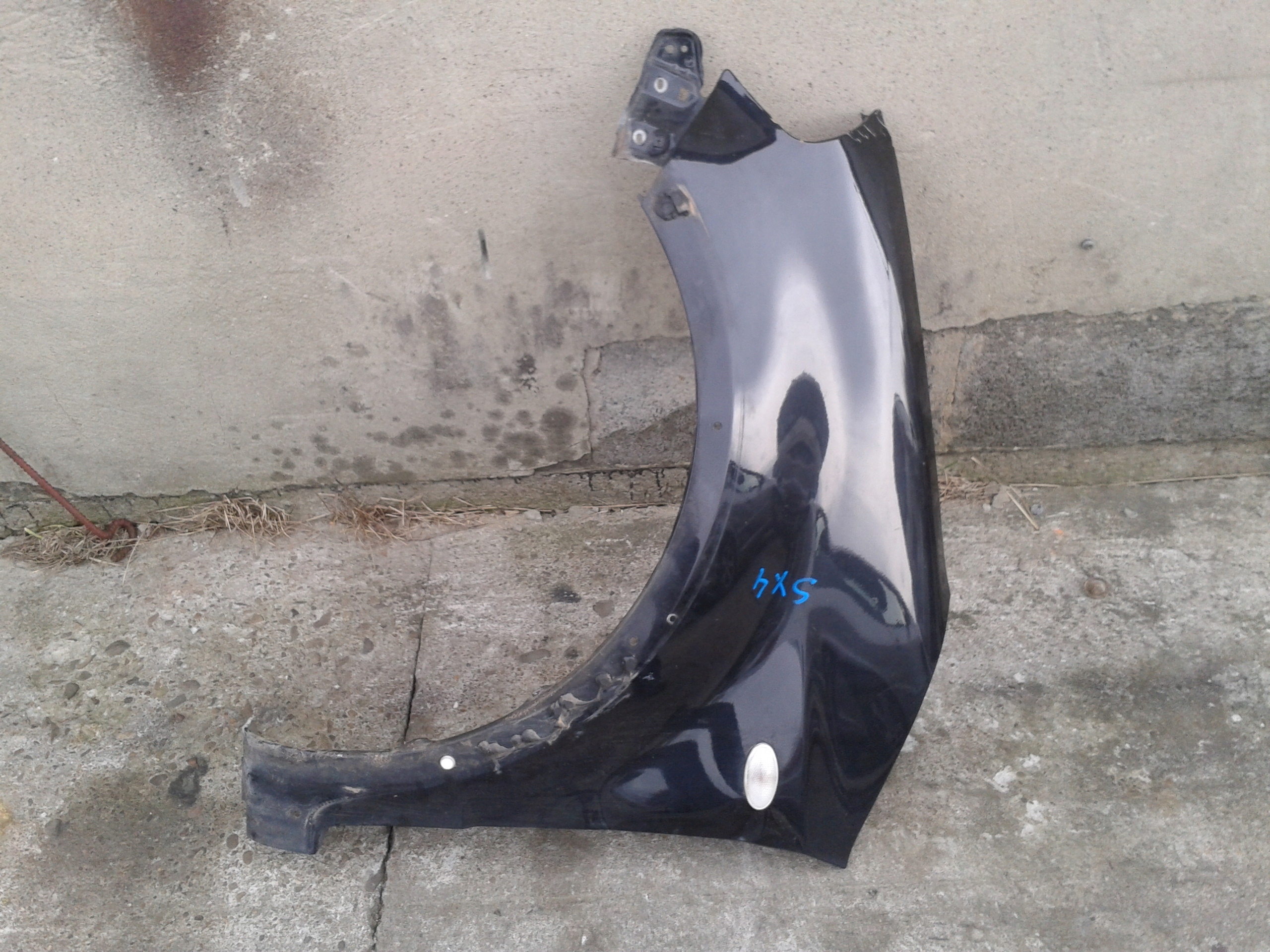 КРЫЛО ПЕРЕДНЕЕ ЛЕВОЕ ПЕРЕДНЕЕ SUZUKI SX4