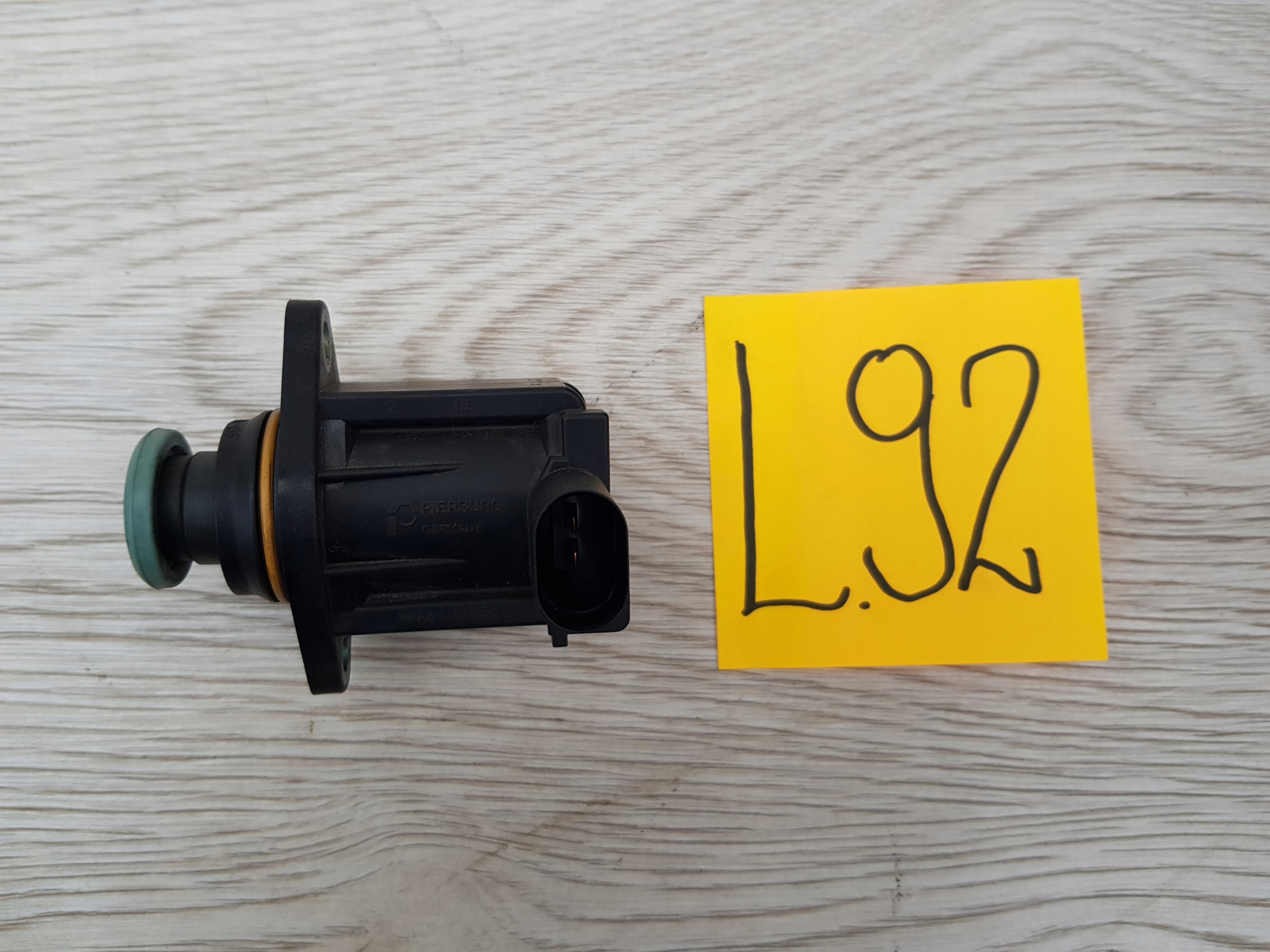 ZAWÓR TURBINY VW TIGUAN TOURAN 03C145710A