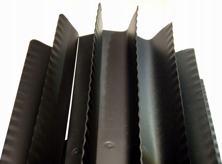 Radiátorový výmenník tepla ⌀ 160 mm/výška 370 mm, čierny, skrutkovaný