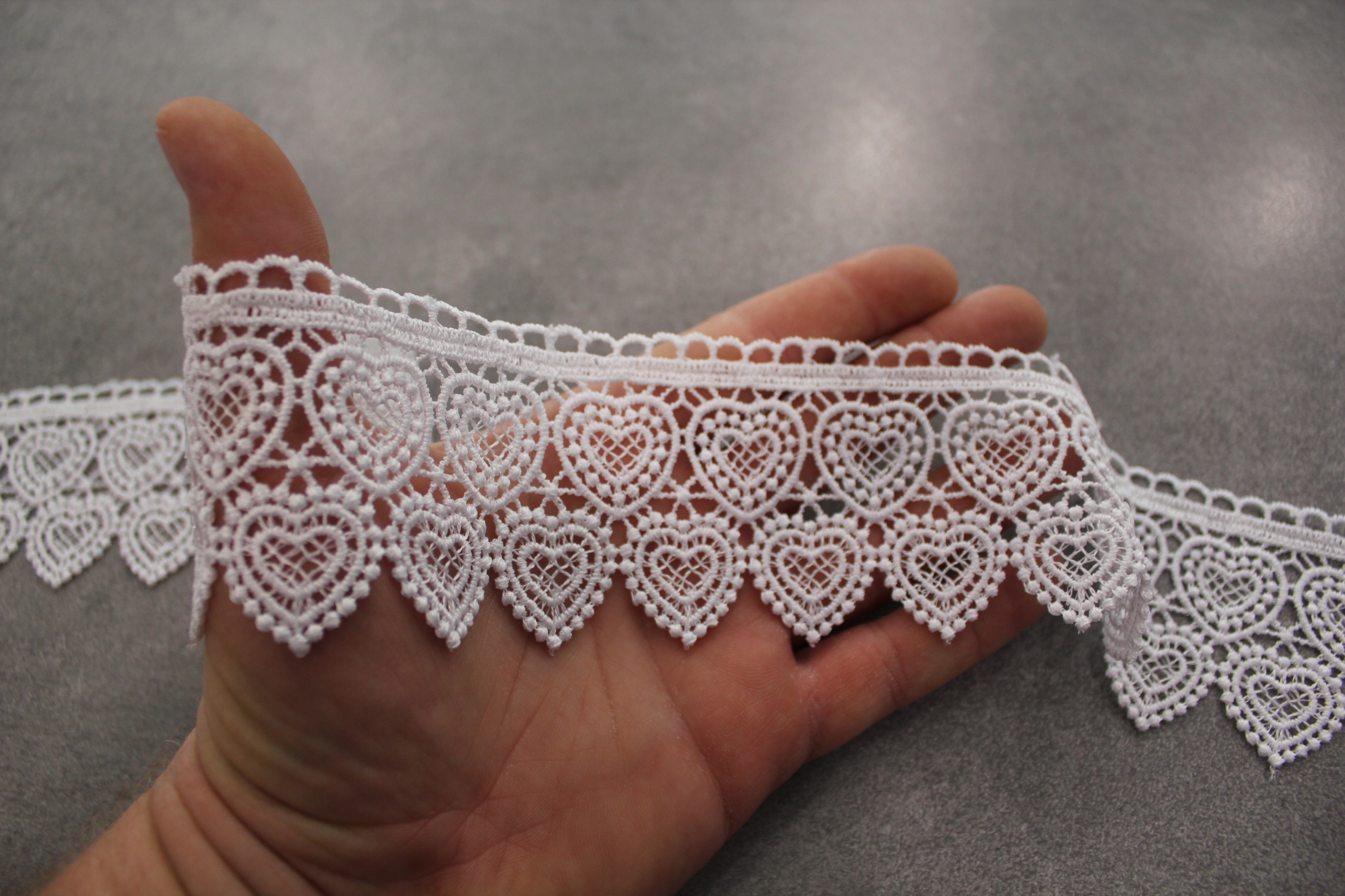 

Gipiura, Obszywka, Koronka 6 cm. Biel