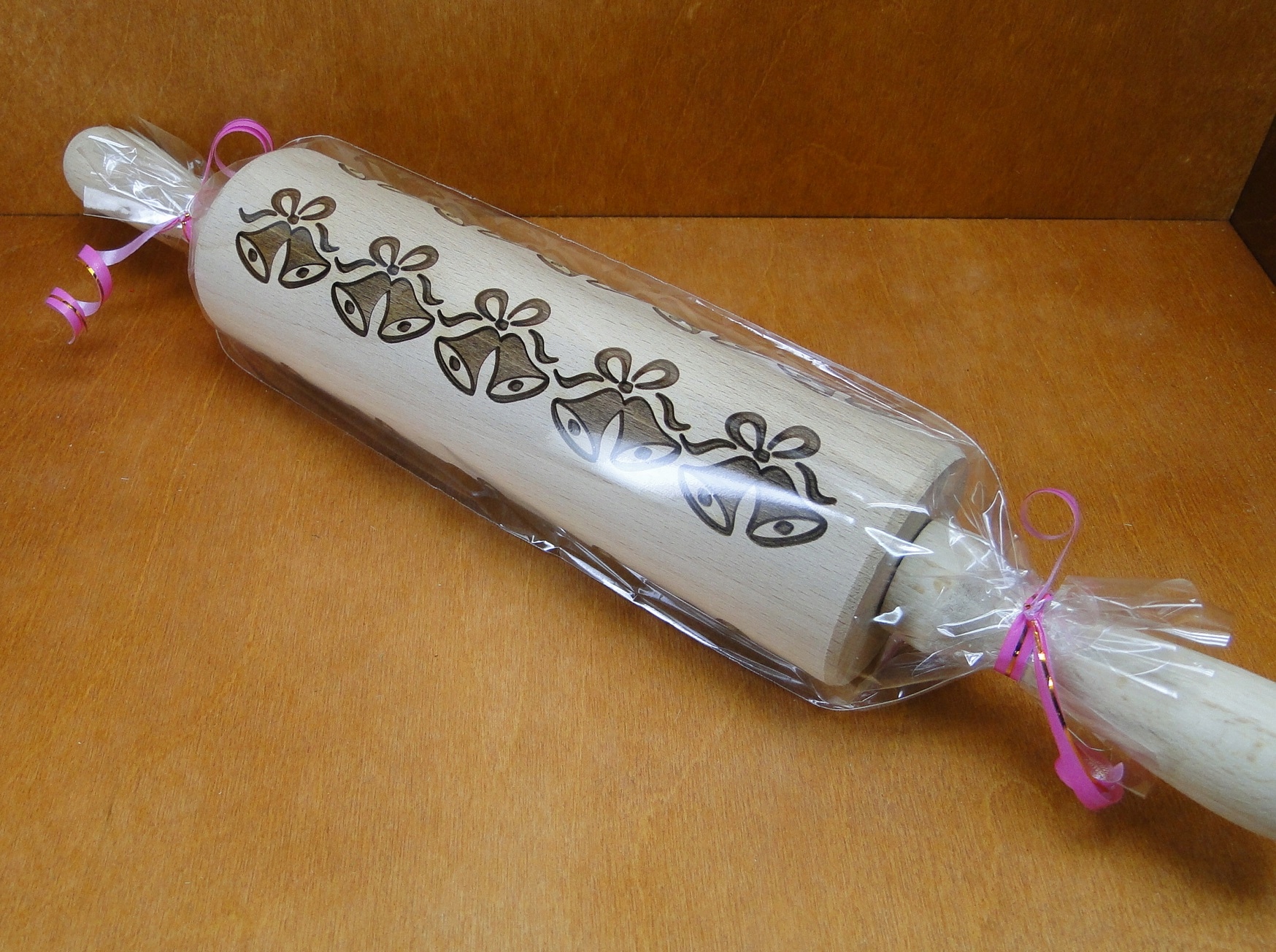 WAŁEK DREWNIANY DO ODCISKANIA WZORU DZWONKI ŚWIĘTA Marka inna