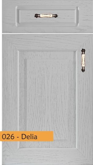 "Delia", fronty fornirowane