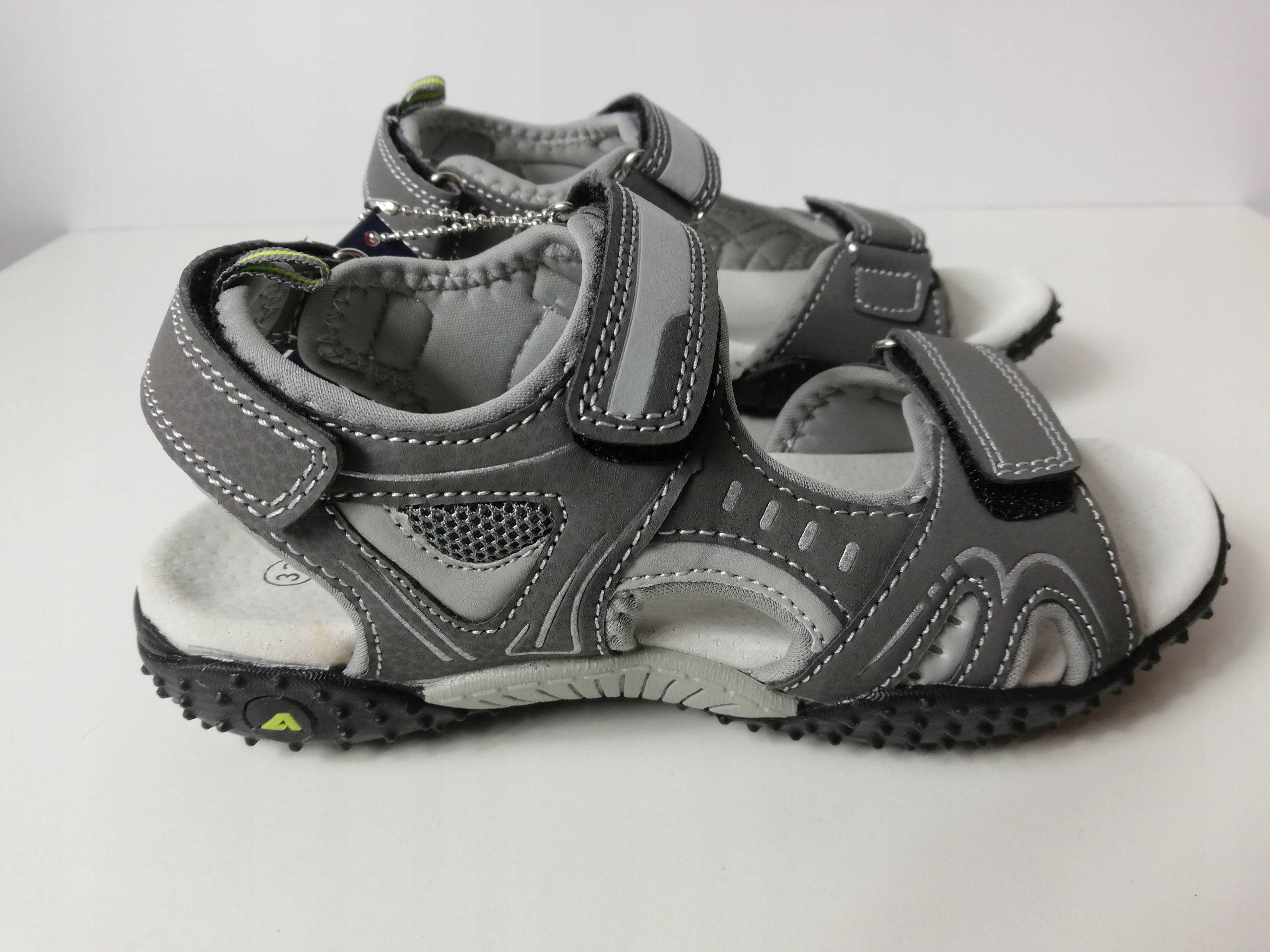 

Sandały chłopięce American Rl 18/19 szare rozm 34