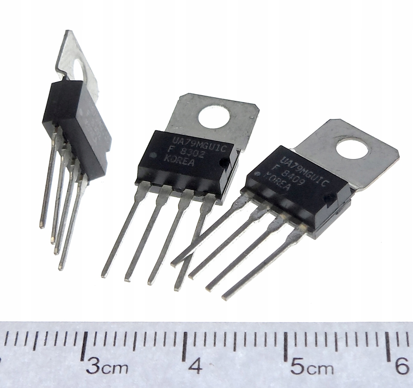 [STcs] UA79MGUIC stabilizator -2,2..-30V Fsc antyk