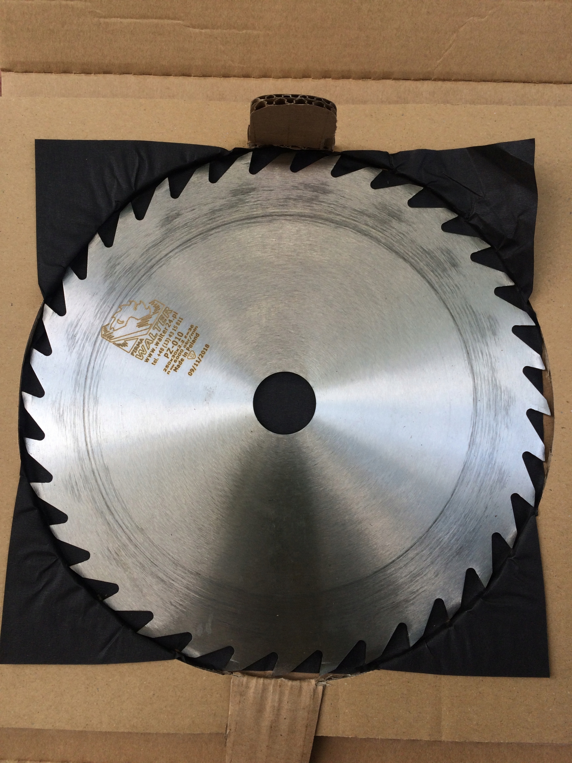 Walter Piła tarczowa 250x30x2,2 mm 36z Polska
