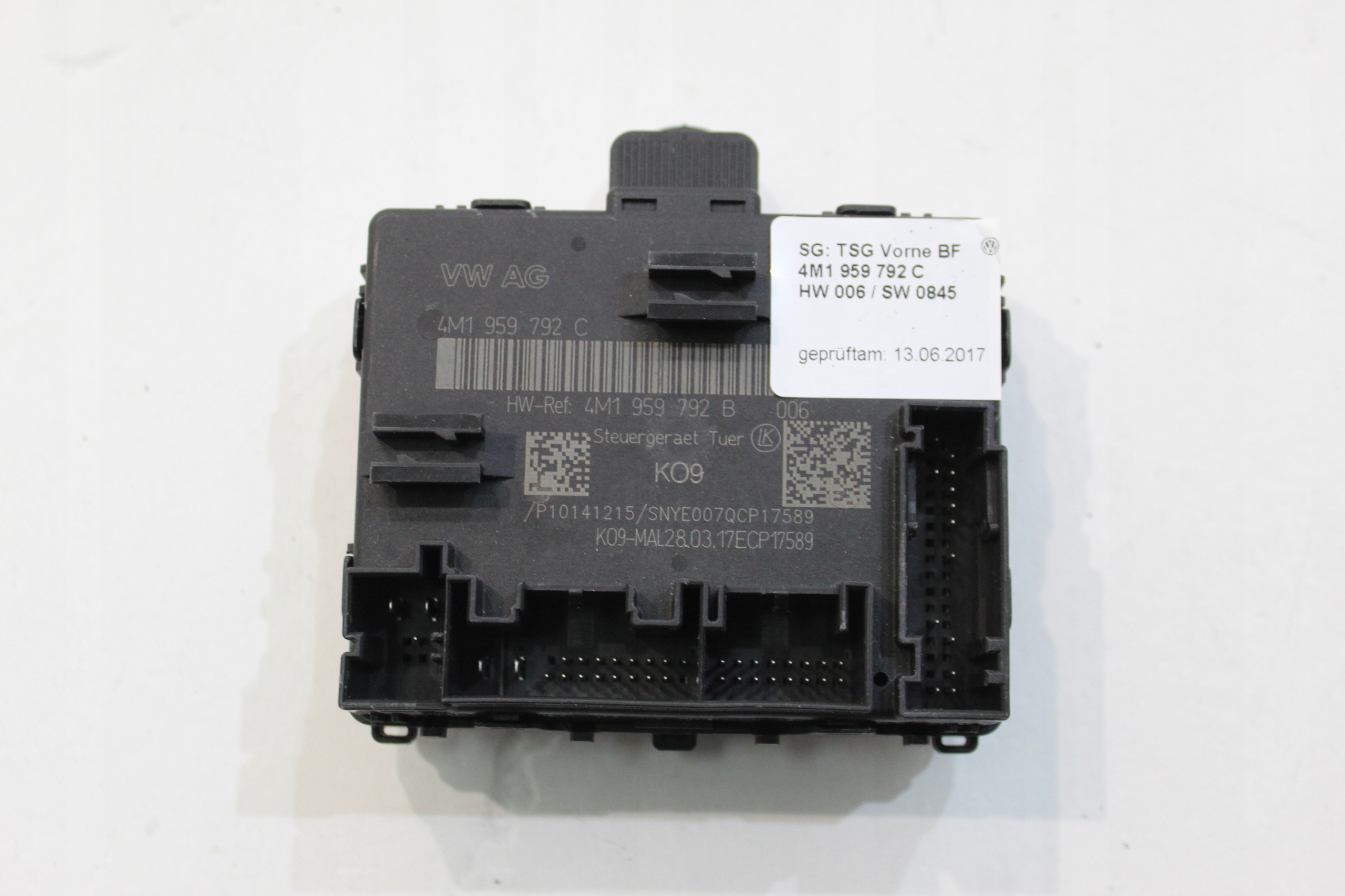 VW TOUAREG 3 III МОДУЛЬ УПРАВЛІННЯ ДВЕРИМА 4M1959792C
