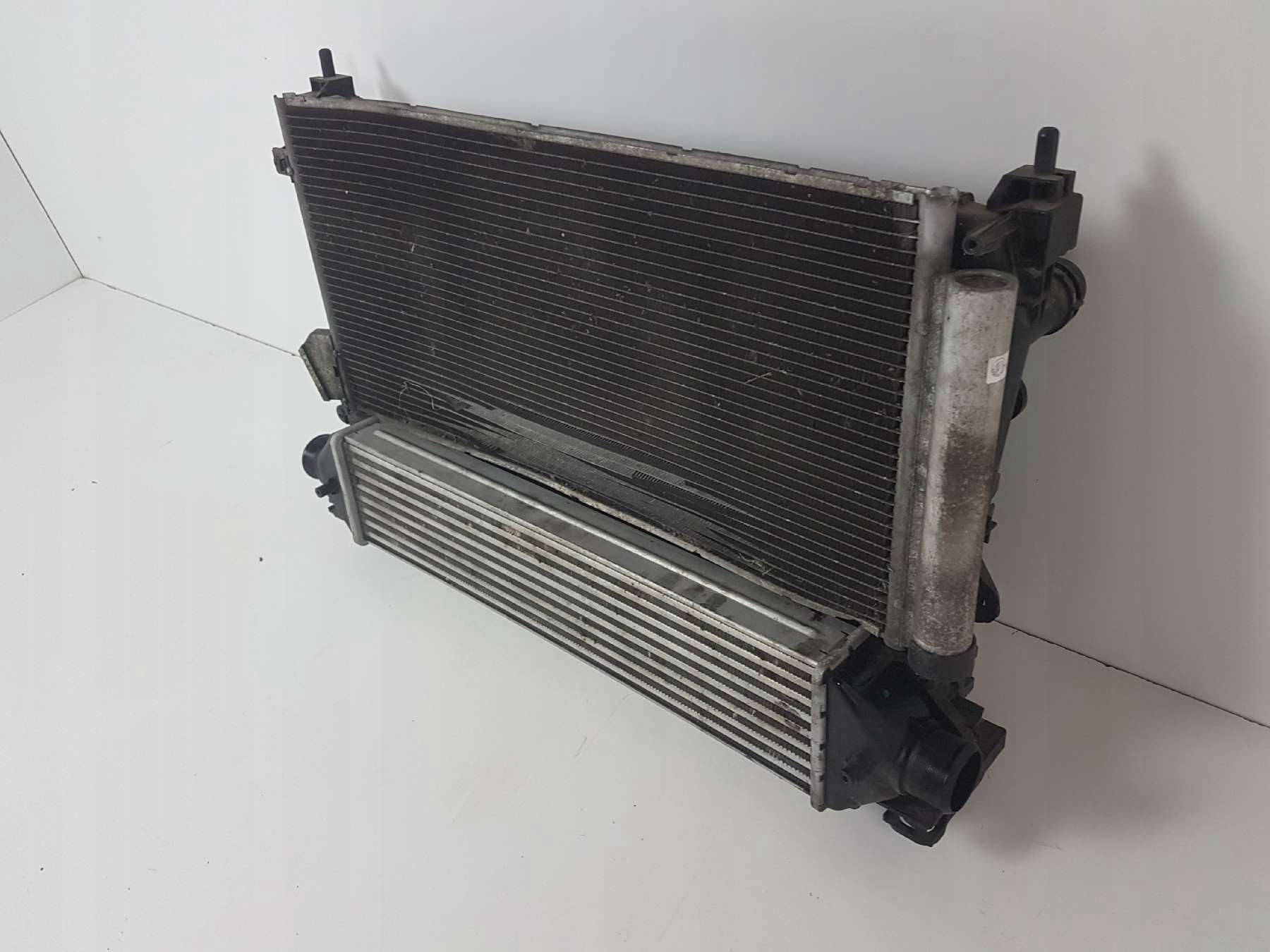 FIAT DOBLO II COMBO D 1.6JTD radiator KOMPLET