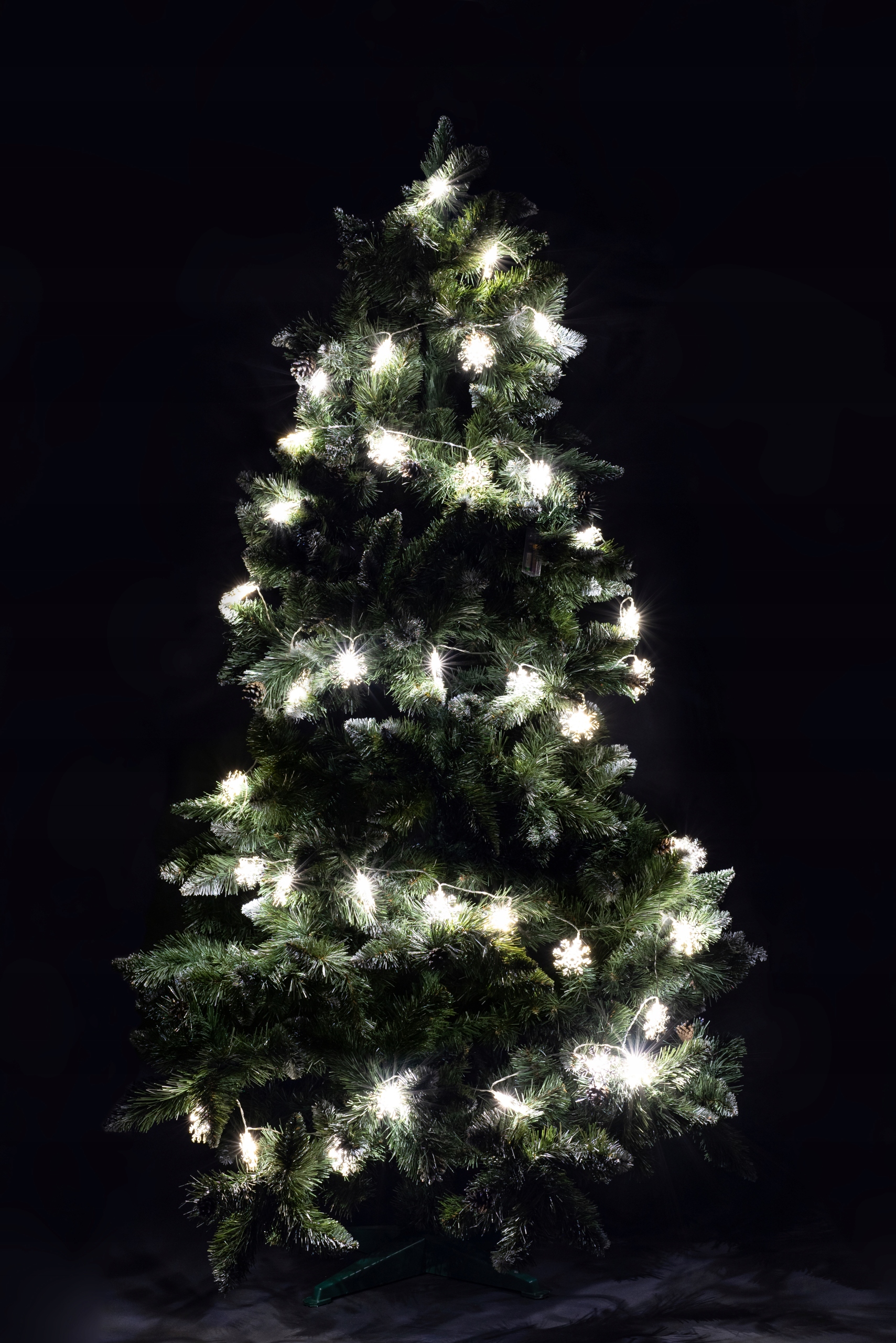 LAMPKI CHOINKOWE LED WISZĄCE ŚNIEŻYNKI GIRLANDA 3M Zastosowanie wewnątrz