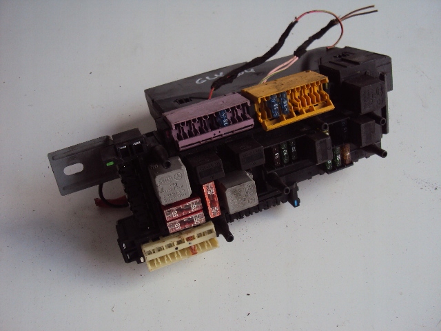 SKRZYNKA MODUŁ SAM MERCEDES GLK X204 2045459001