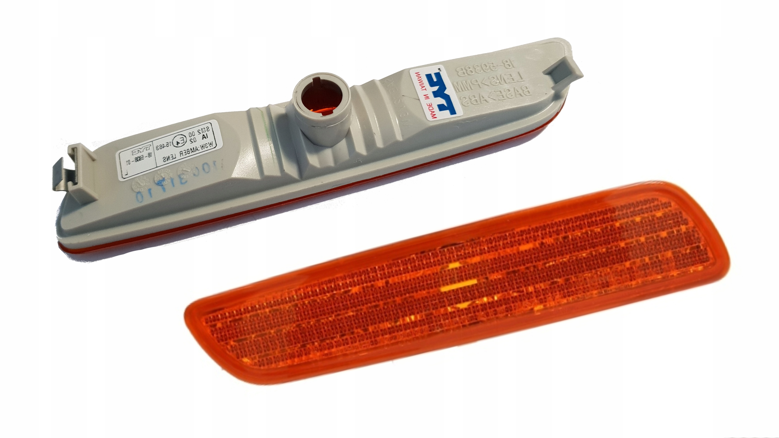 VOLVO S40 V40 00- OBRYSÓWKA LAMPKA OBRYSOWA Prawa