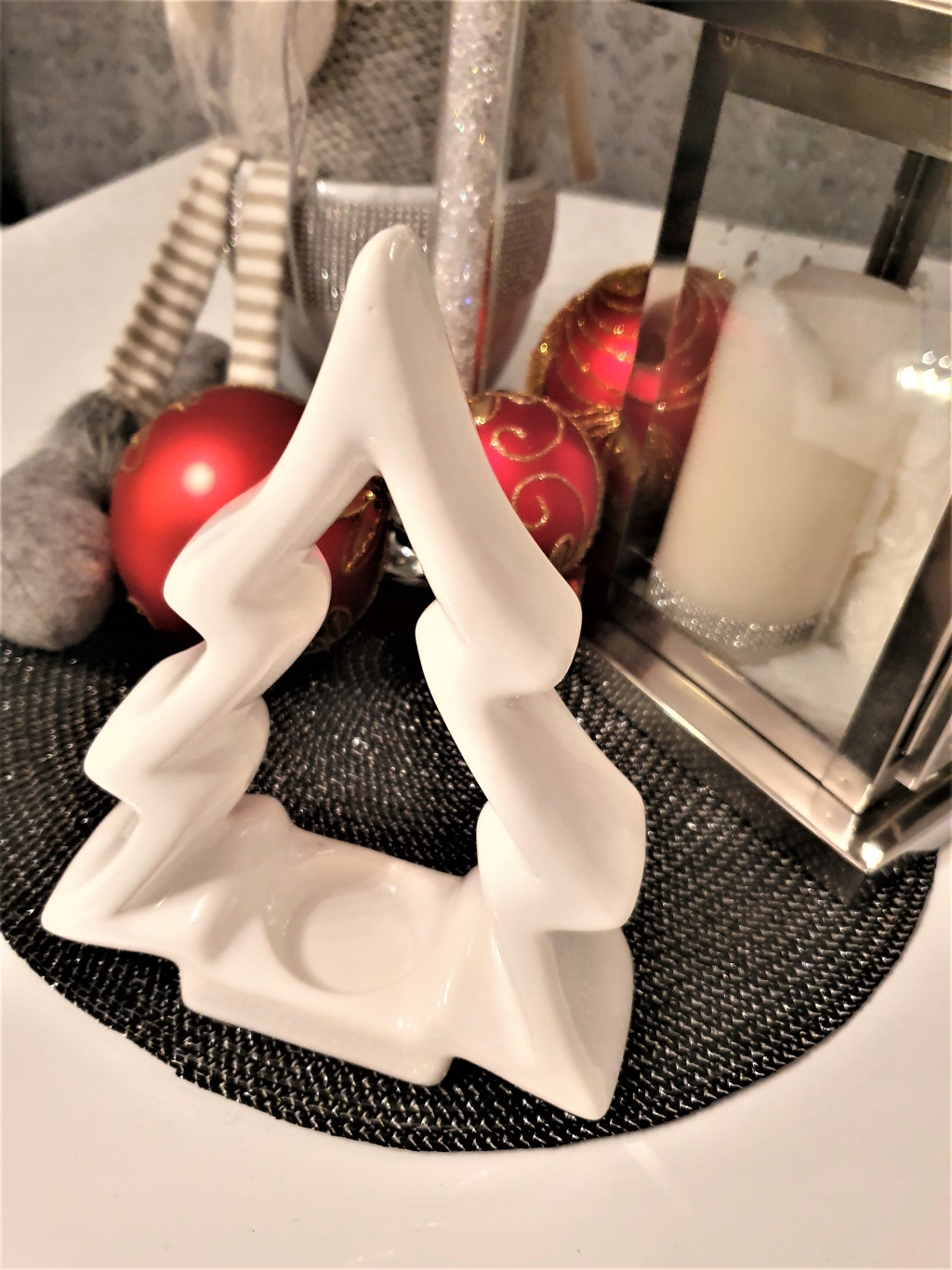 OZDOBA ŚWIĄTECZNA - CHOINKA ŚWIECZNIK Marka Chodzież