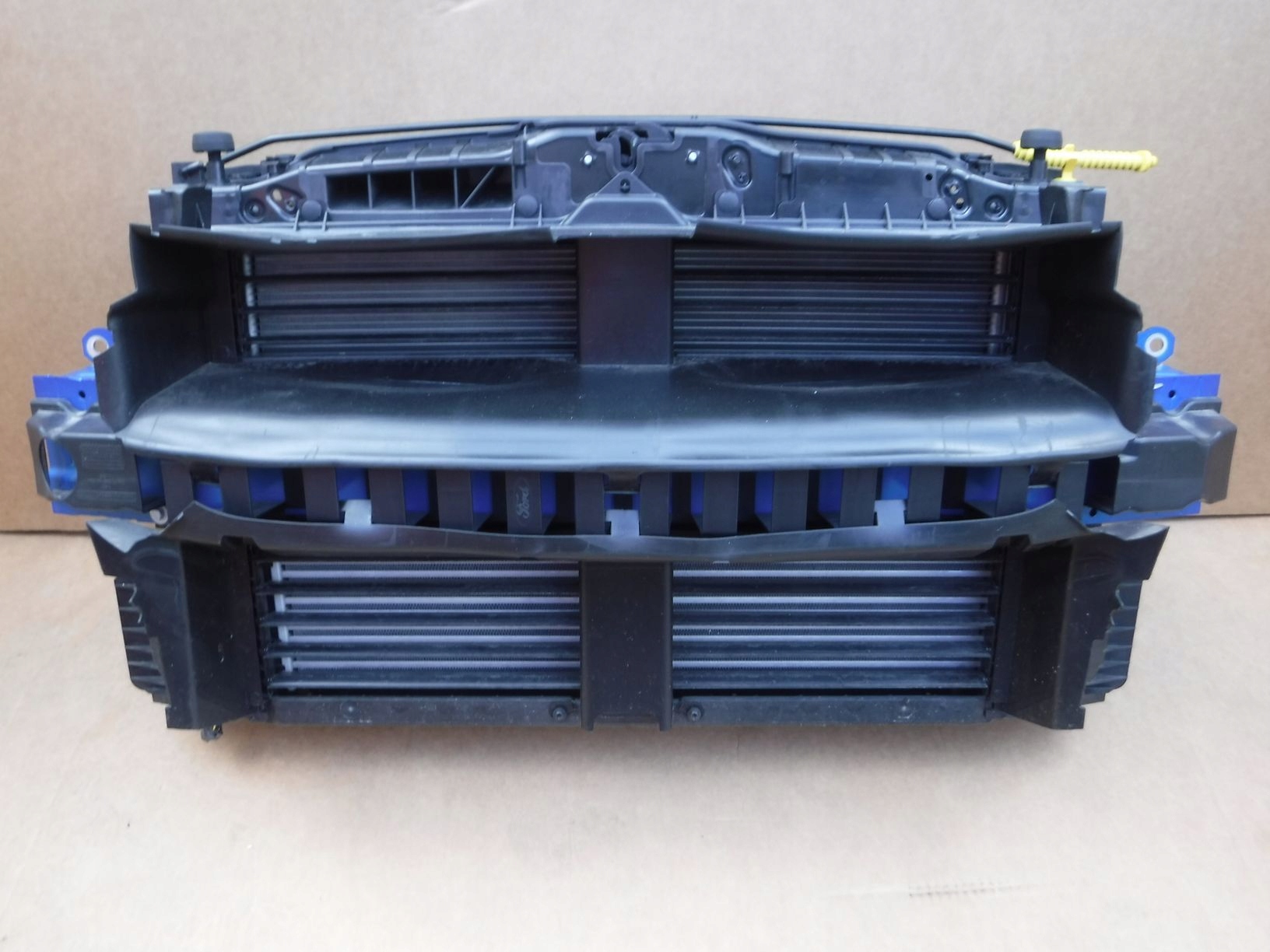 PAS WZMOCNIENIE CHŁODNICE FORD FOCUS MK4 1.0 ECOBOOST