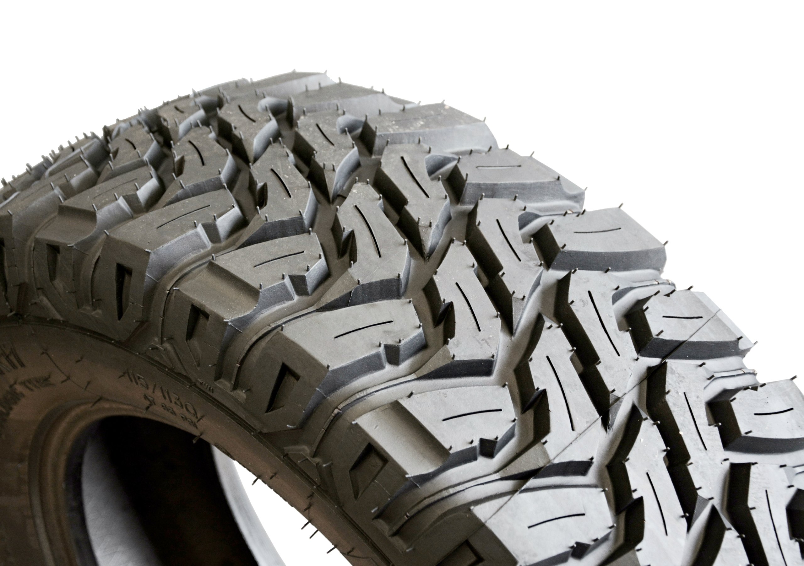4x 235/65 R17 Opona Bieżnikowana Nowa 4x4 Viper