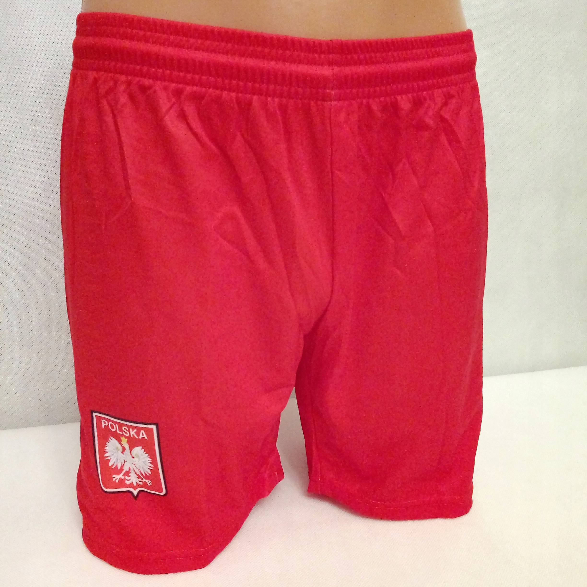 Spodenki,sportowe piłkarskie- POLSKA rozm. 98 cm