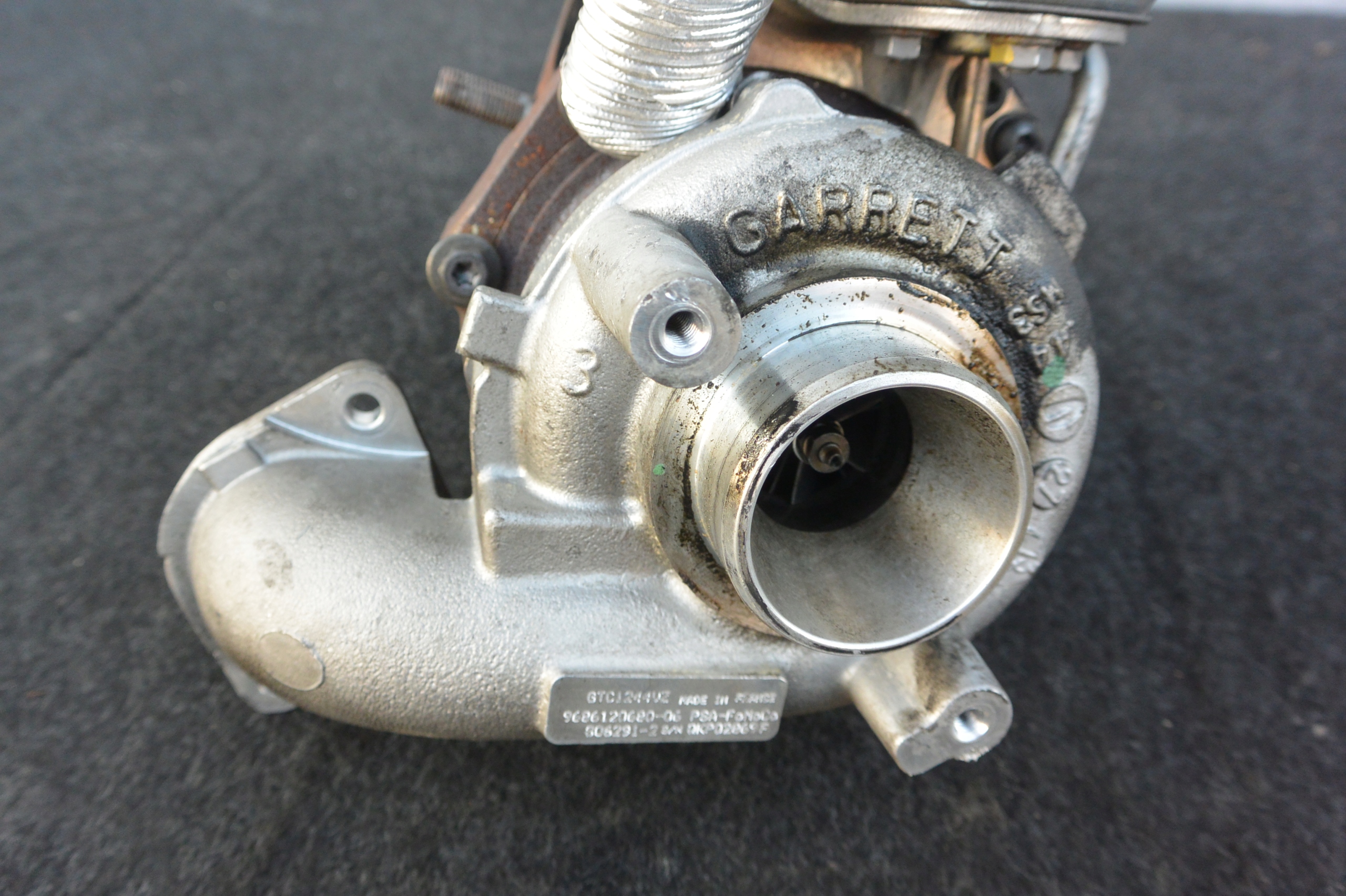 9686120680 - Турбокомпрессор FoMoCo VOLVO 1.6 D S60 V60 II LIFT