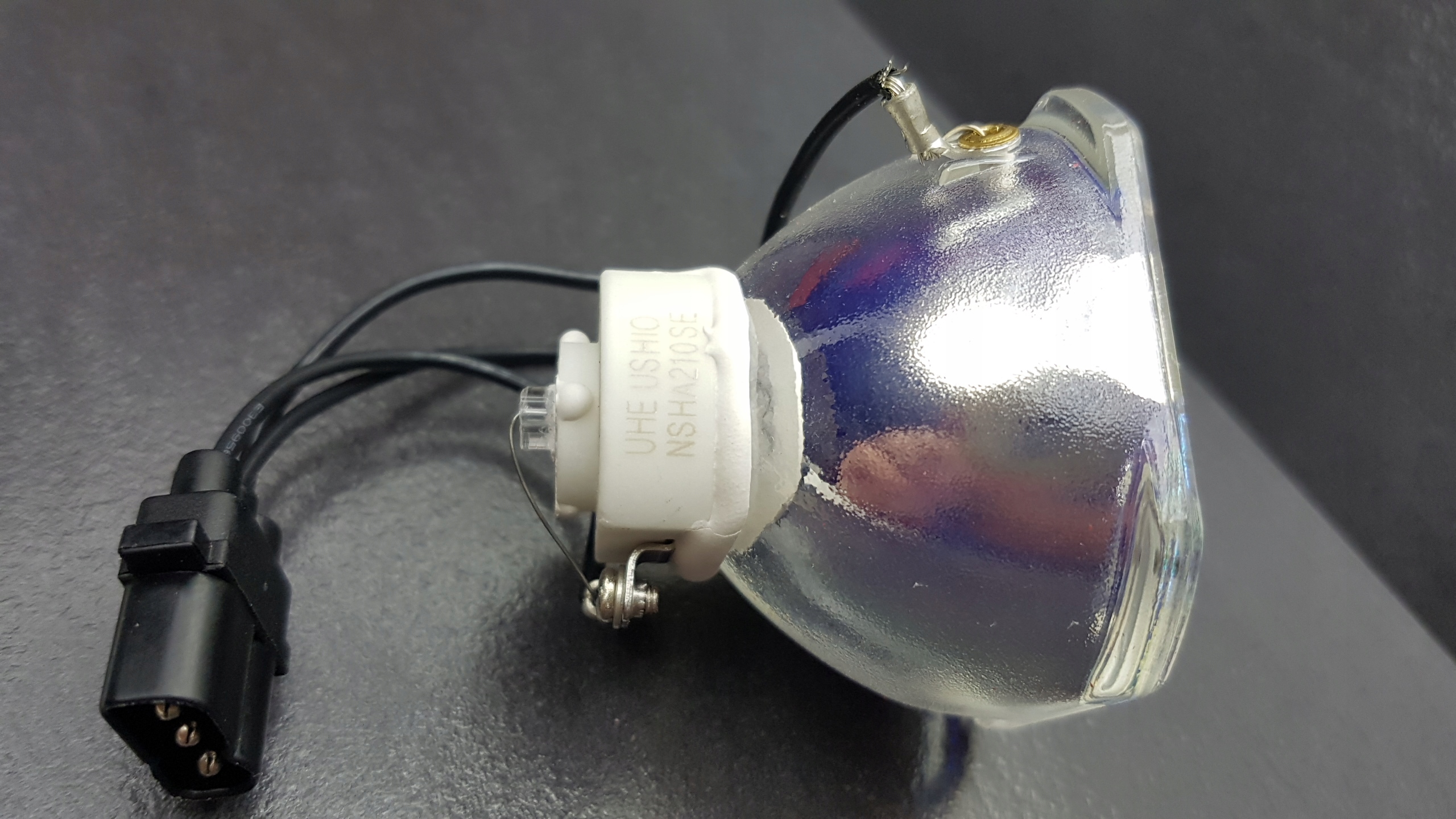 LAMPA EMP-1810 EMP-1815 EMP-1825 ELPLP40 ORYGINALN Kod producenta elplp40