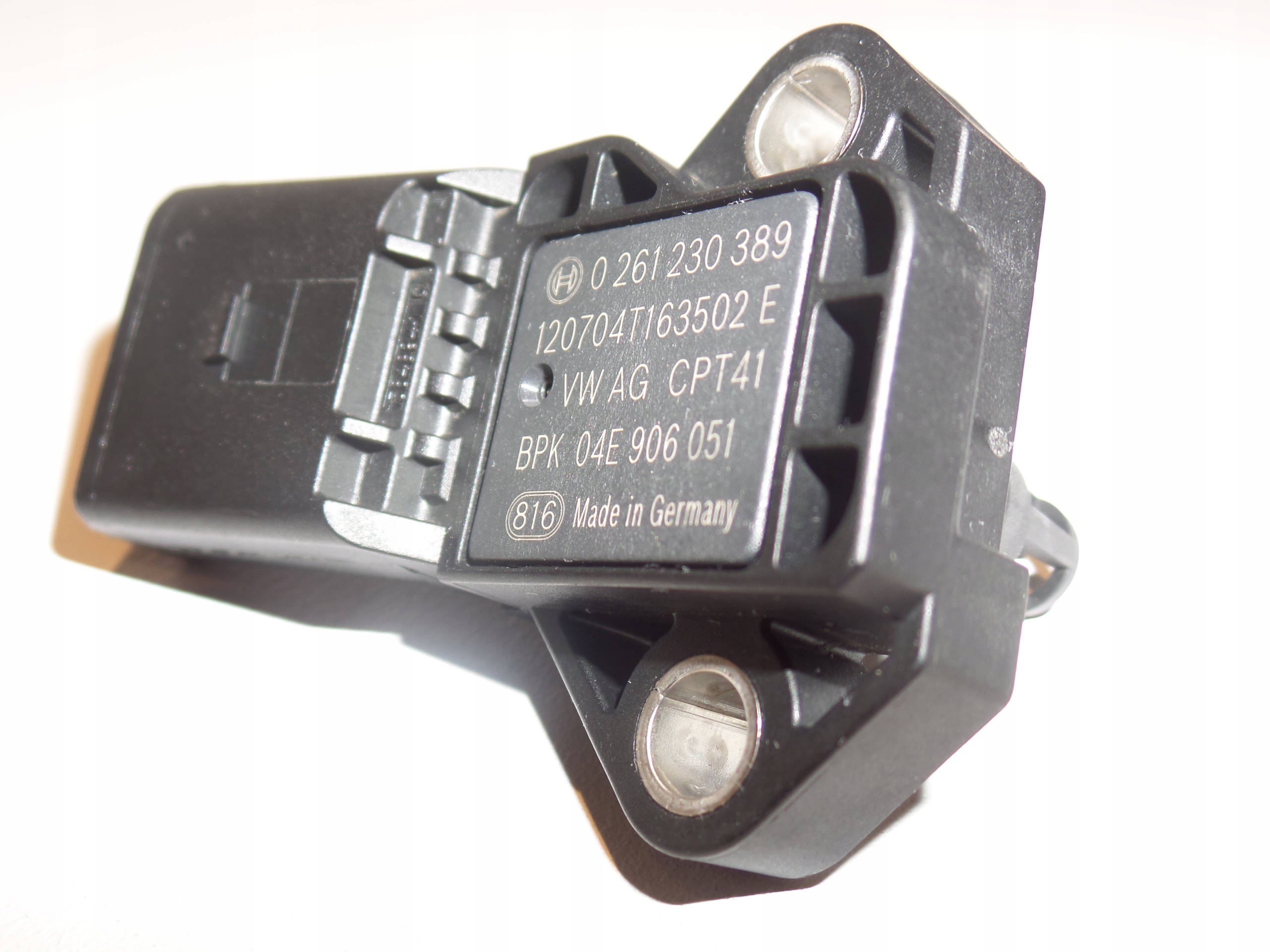 Czujnik ciśnienia doładowania VW AUDI 04e906051