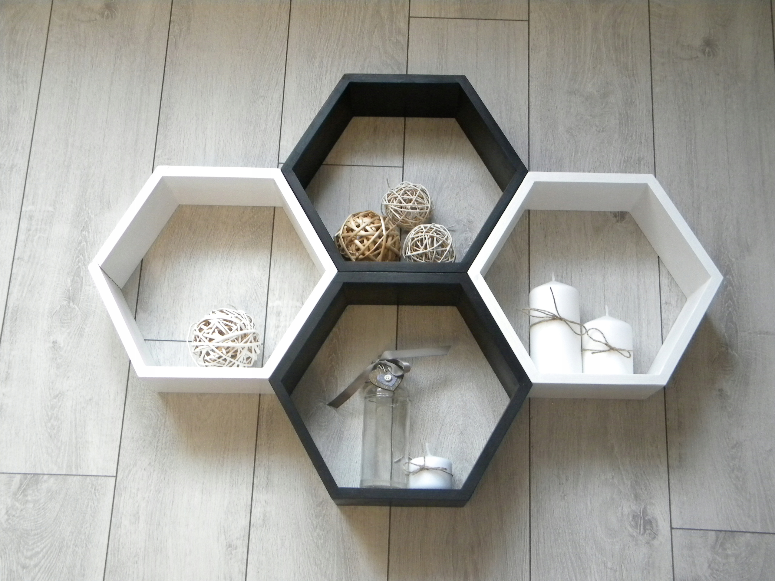 Drevená Polica Včelí Plást Hexagon Sada 4 Kusov