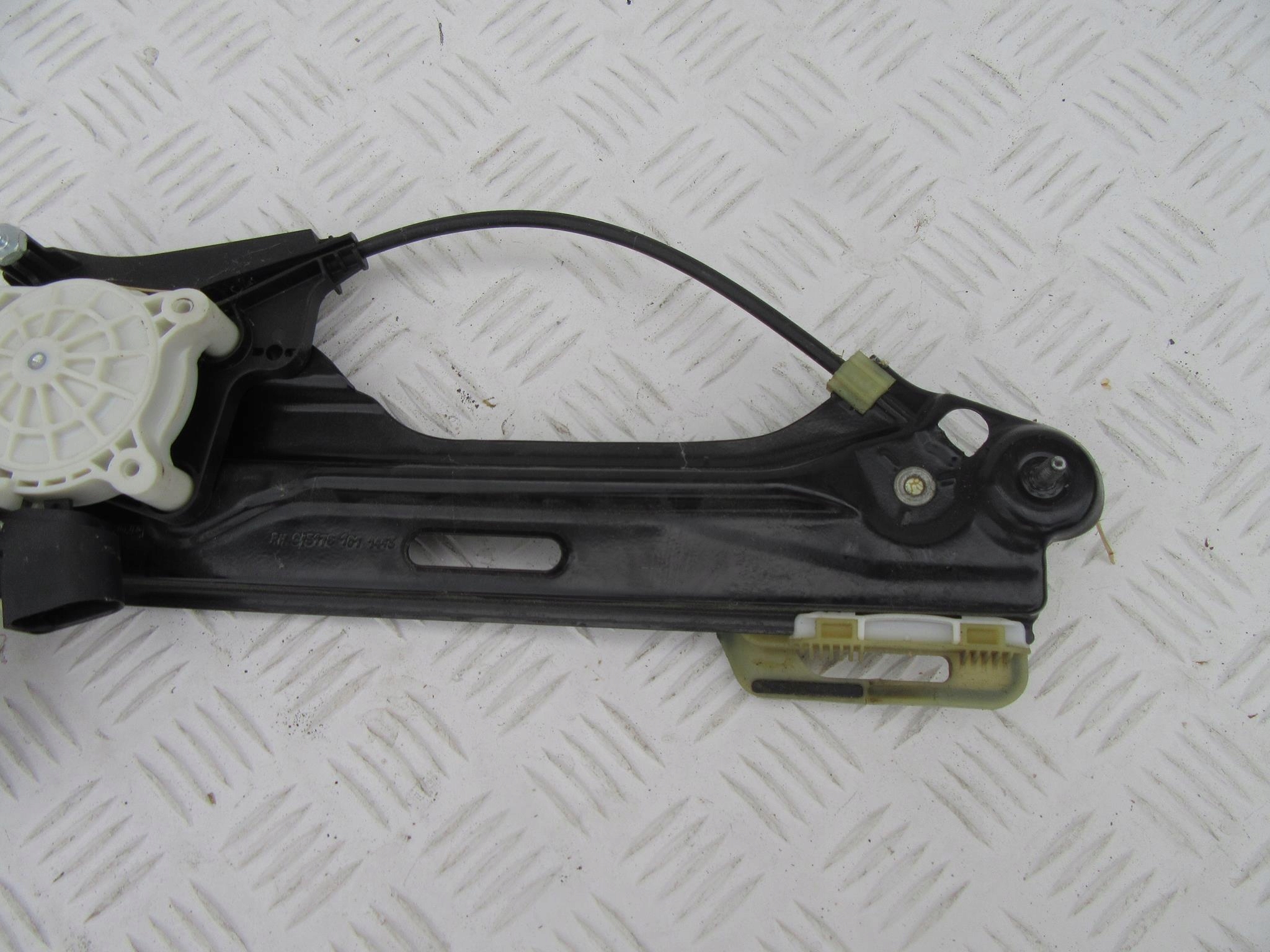 BMW X3 F25 mechanism lifting windows left front
