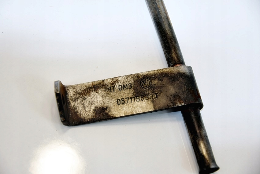 RURKA BAGNETU OLEJU 4.2 TDI CTE AUDI A8 Q7 CAYENNE Producent części Audi OE